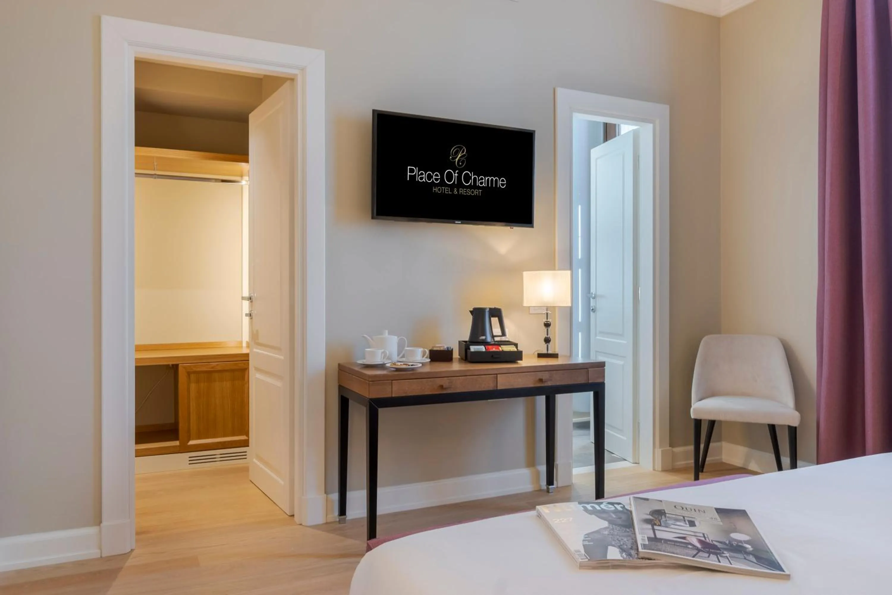 TV and multimedia, Bed in Villa Neroli - Place of Charme