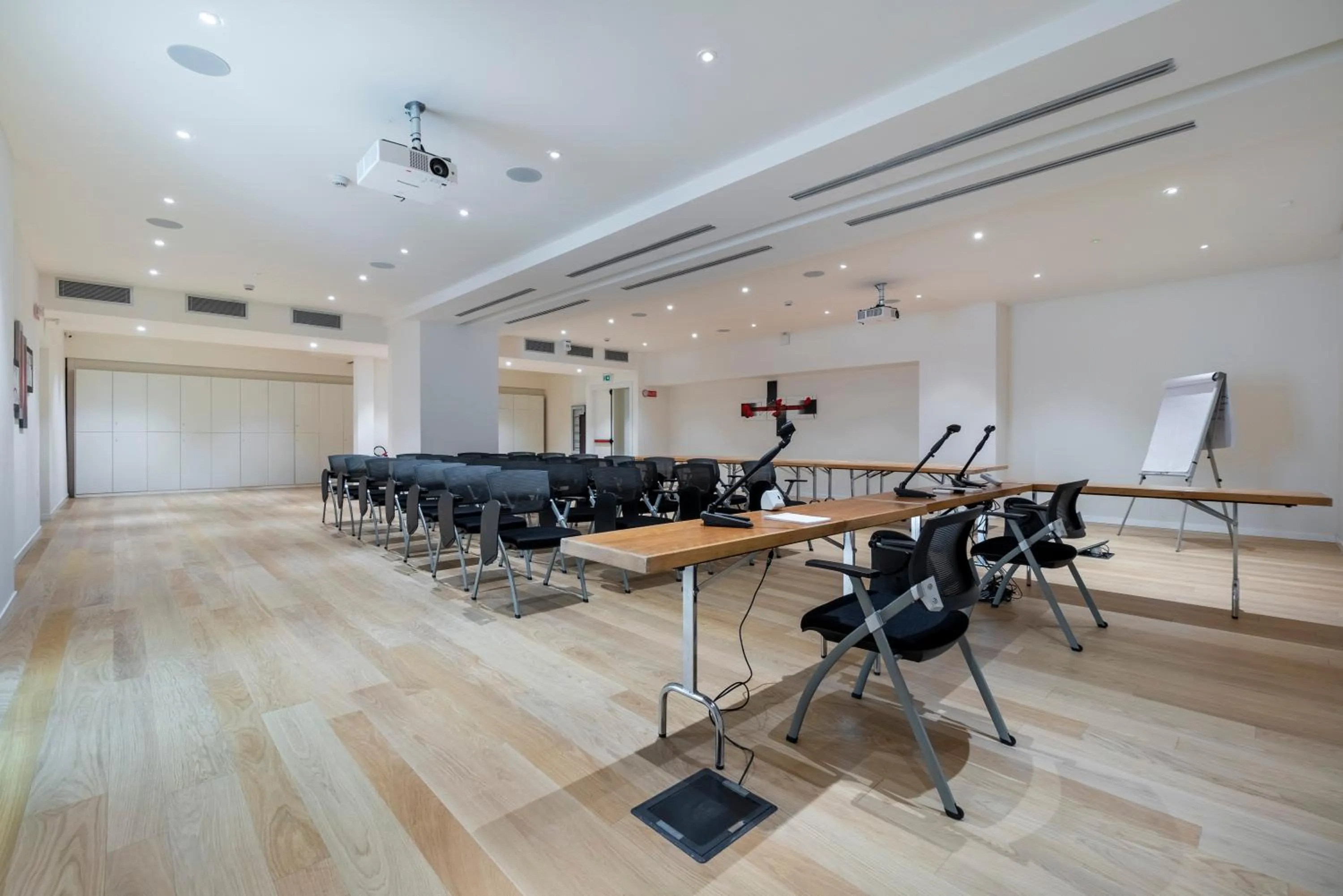 Meeting/conference room in Villa Neroli - Place of Charme