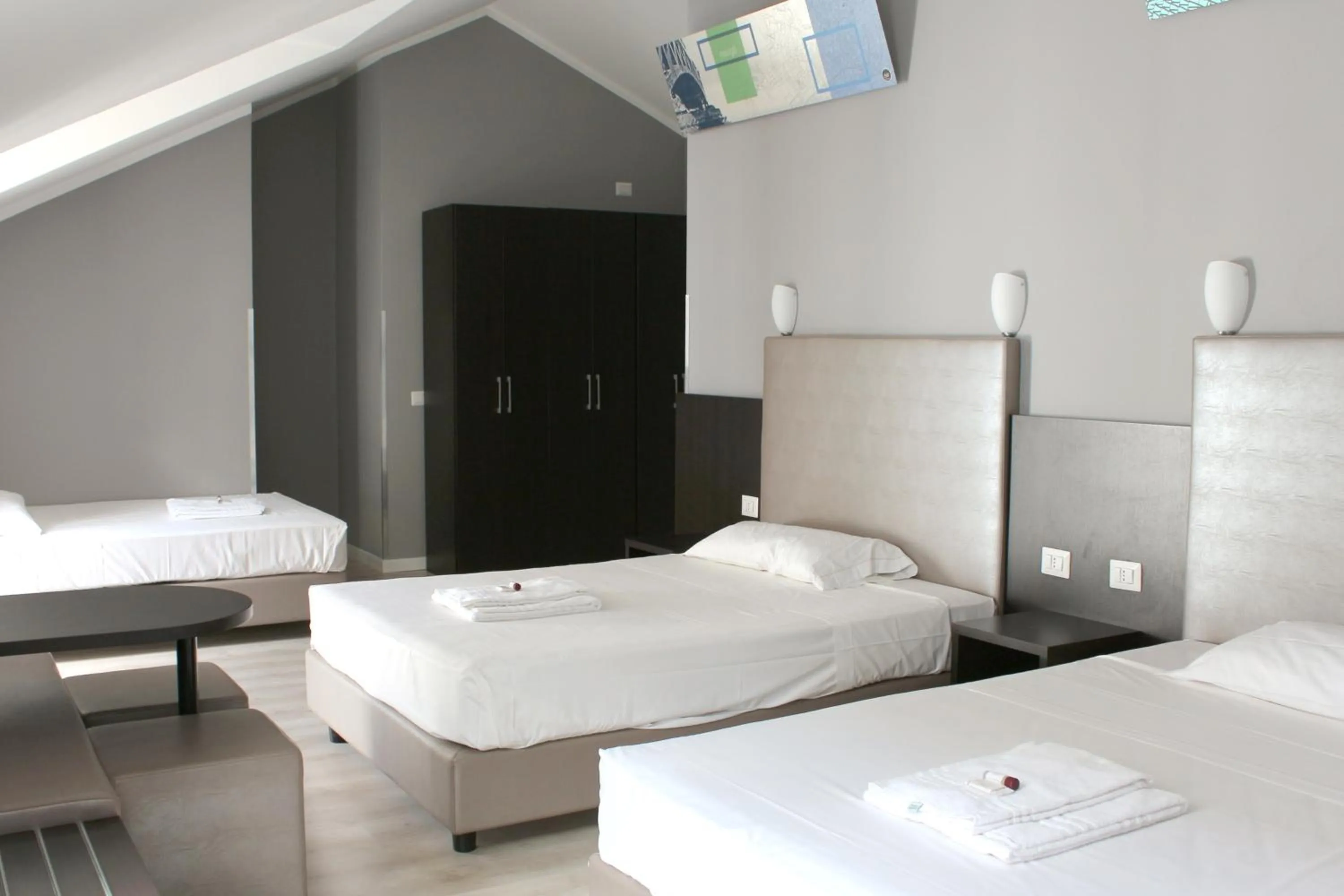 Bed in NEW GENERATION HOSTEL Navigli Milano