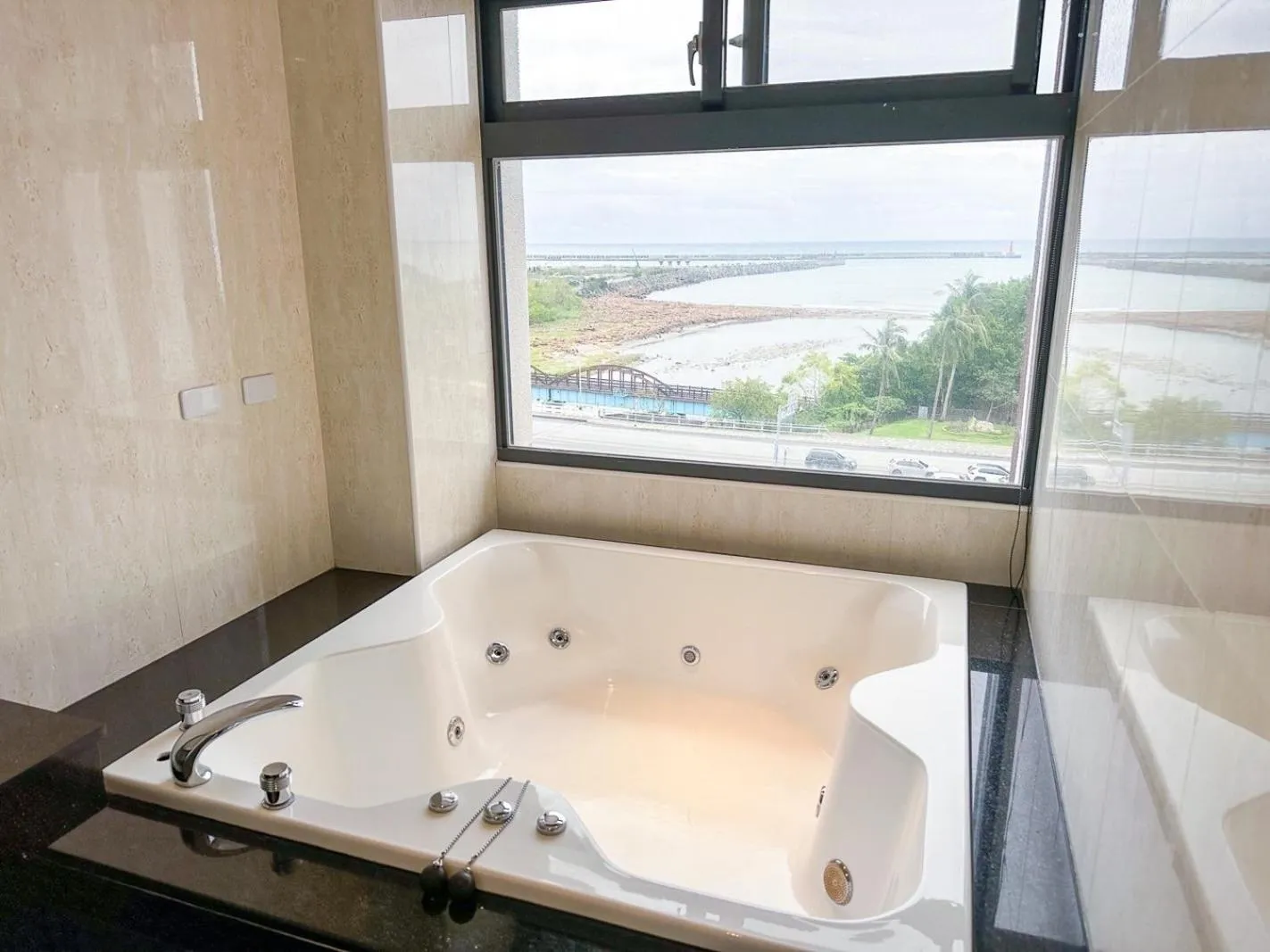 Natural landscape in Fair Tale Motel - Sea