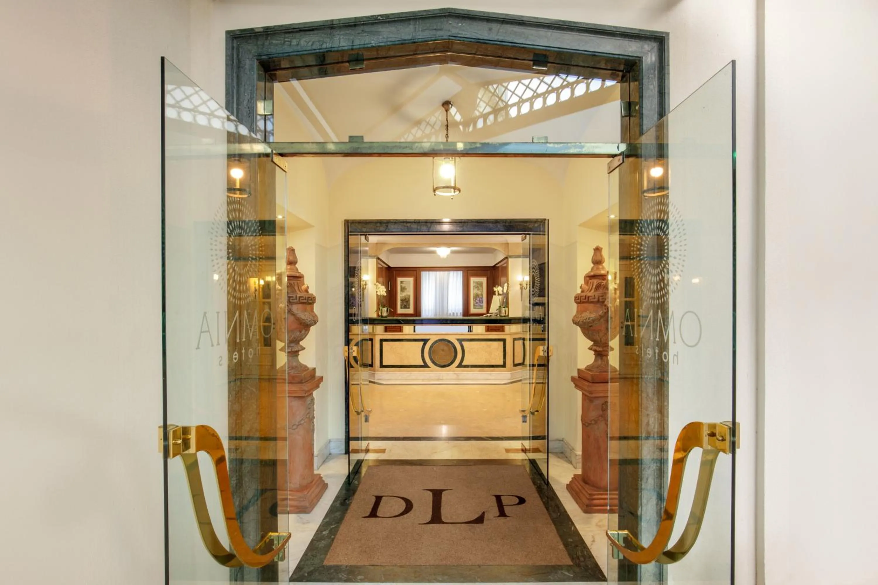 Lobby or reception in Donna Laura Palace by OMNIA hotels