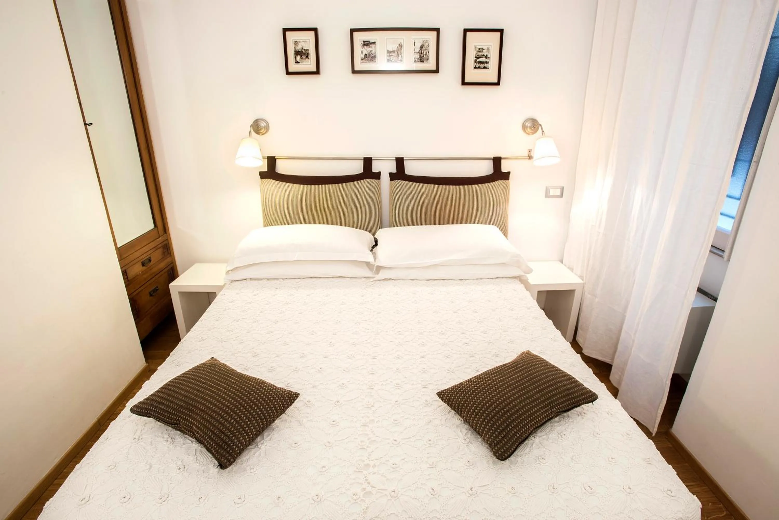 Bed in B&B Arco Del Lauro