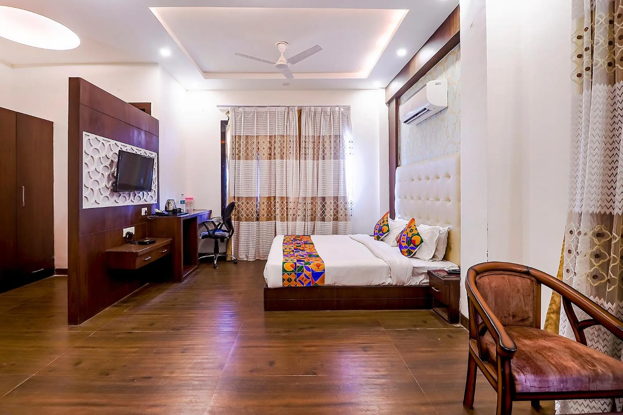 Photo of the whole room, Bed in FabHotel Swess Grand