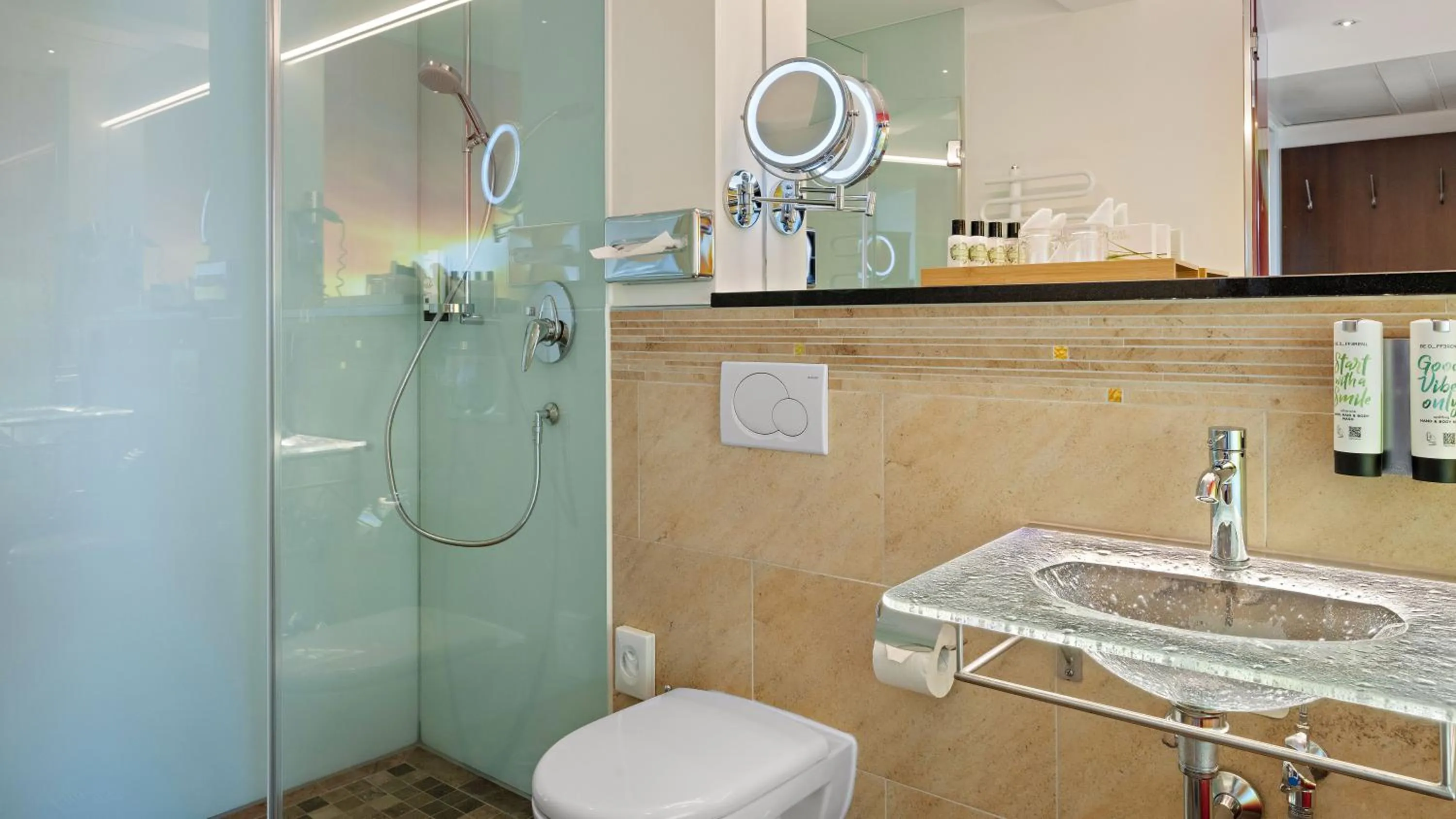 Shower in Hotel Deutsche Eiche