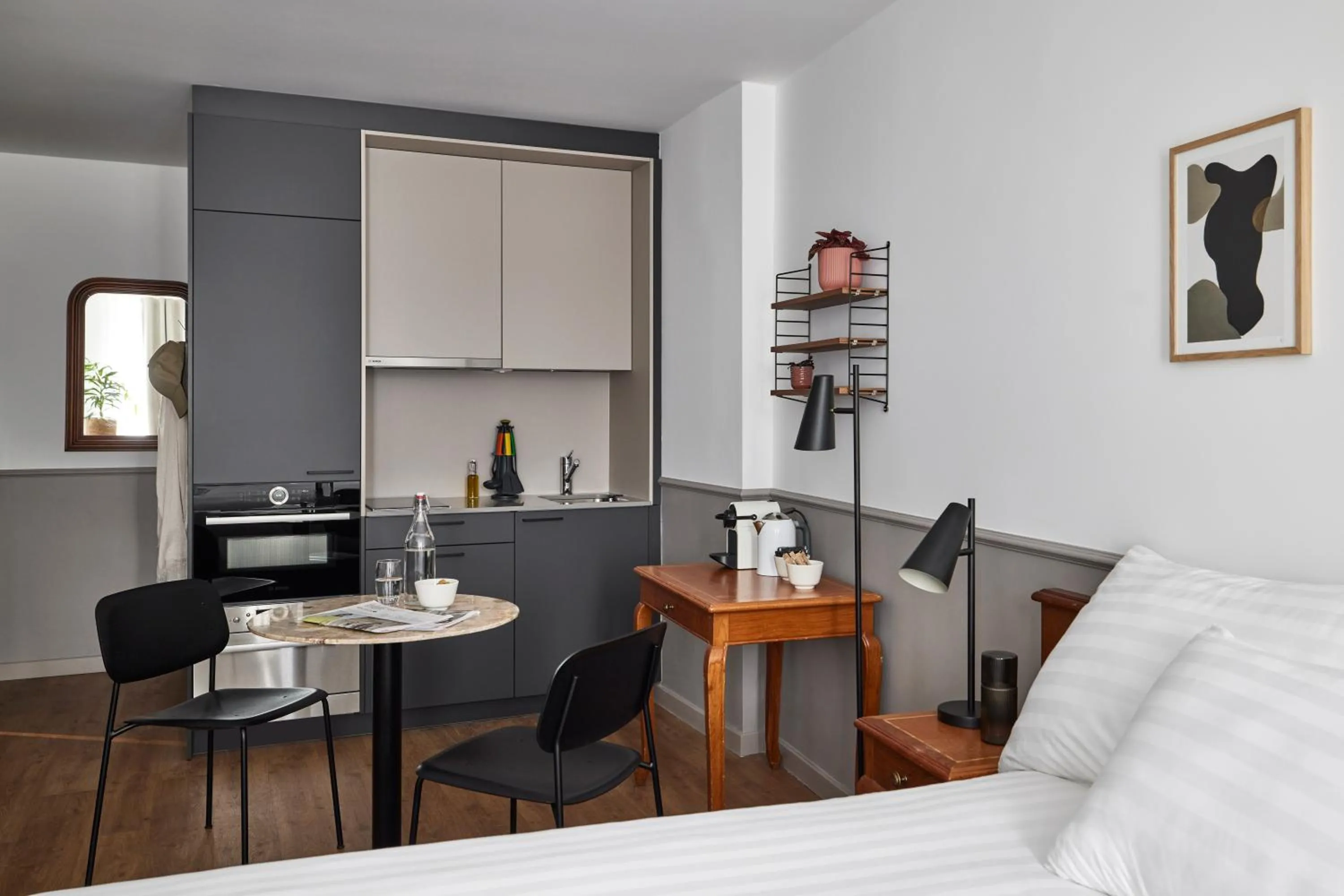 Bed in Base Lausanne