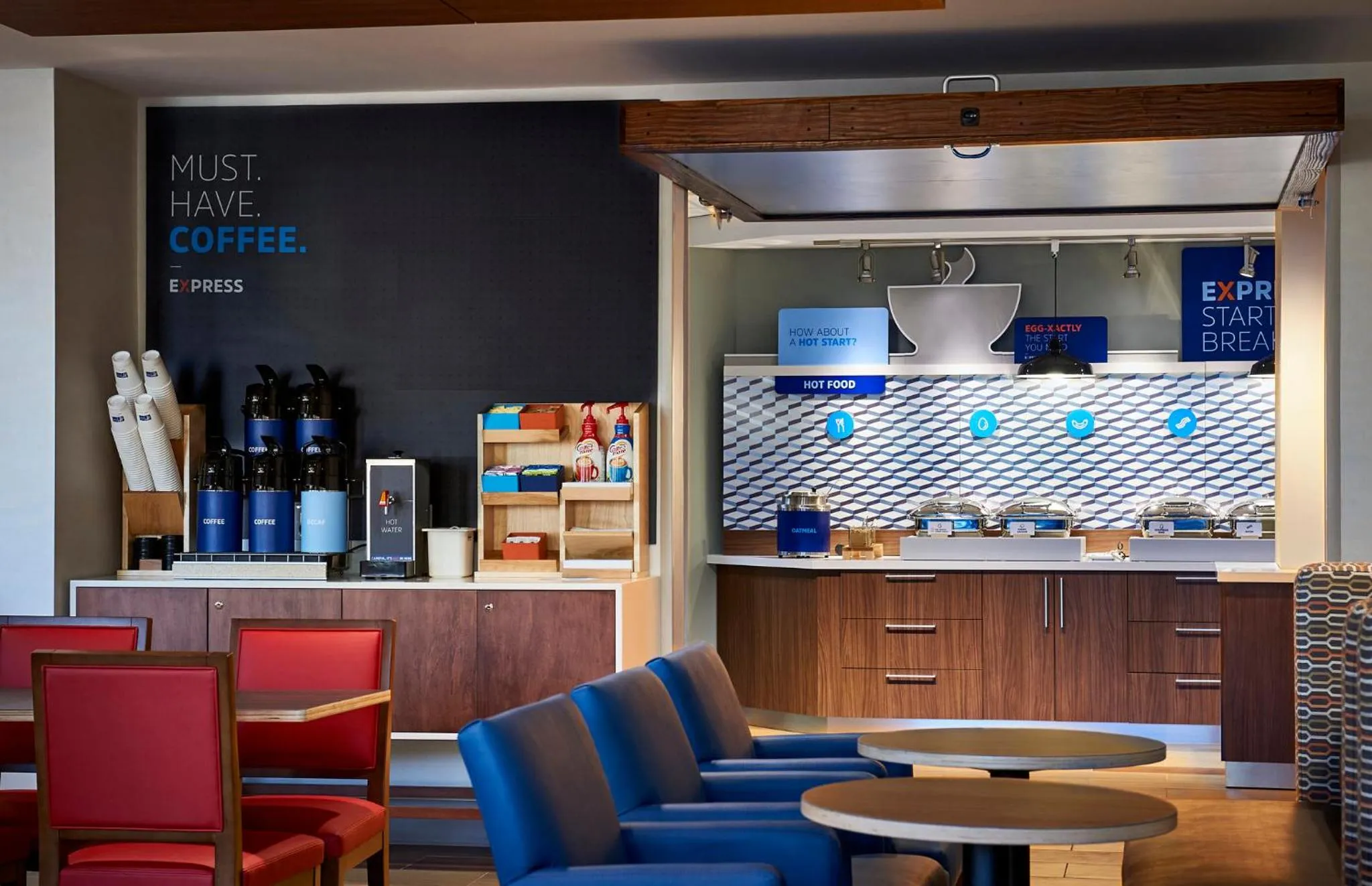 Breakfast in Holiday Inn Express & Suites - Jacksonville-Camp LeJeune Area by IHG