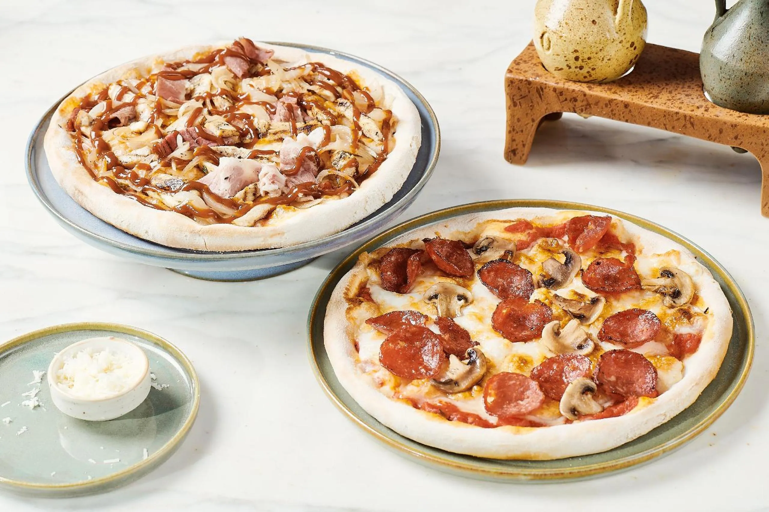 Restaurant/places to eat in Crowne Plaza - West Cairo Arkan by IHG