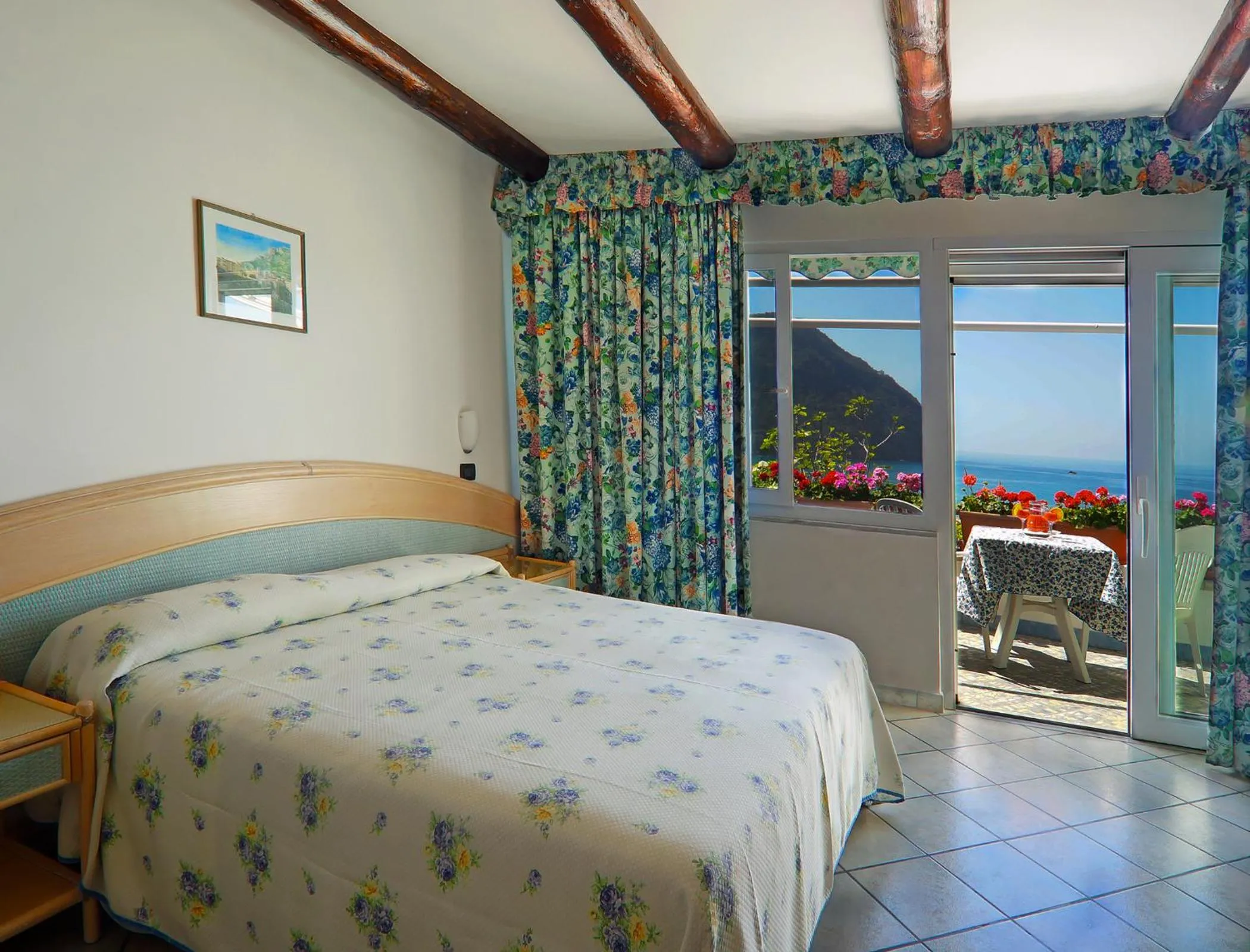 View (from property/room), Bed in Hotel Casa del Sole
