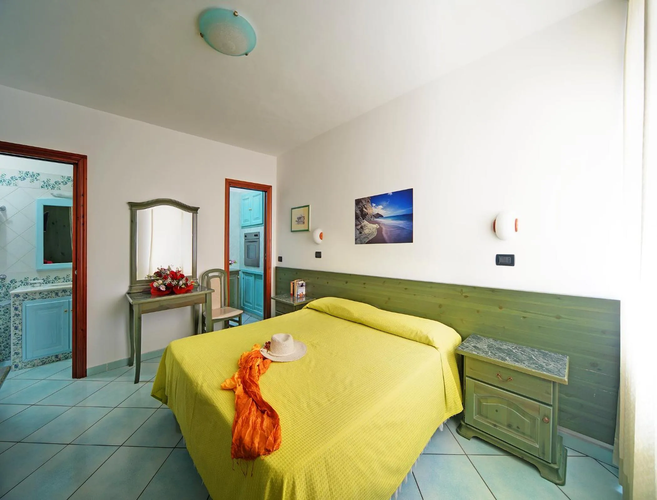 Shower, Bed in Hotel Casa del Sole