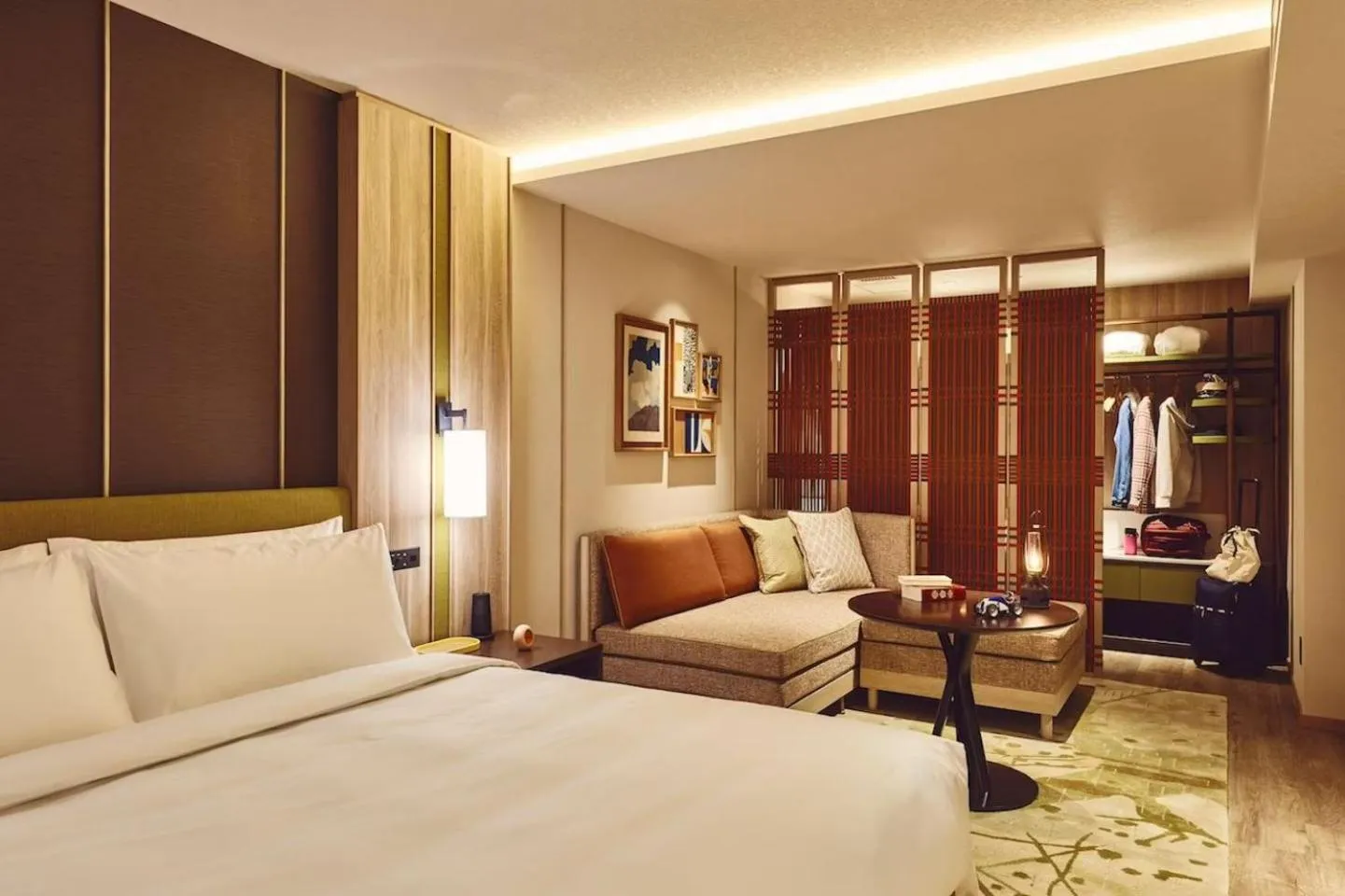 Photo of the whole room, Bed in Hotel Indigo Karuizawa