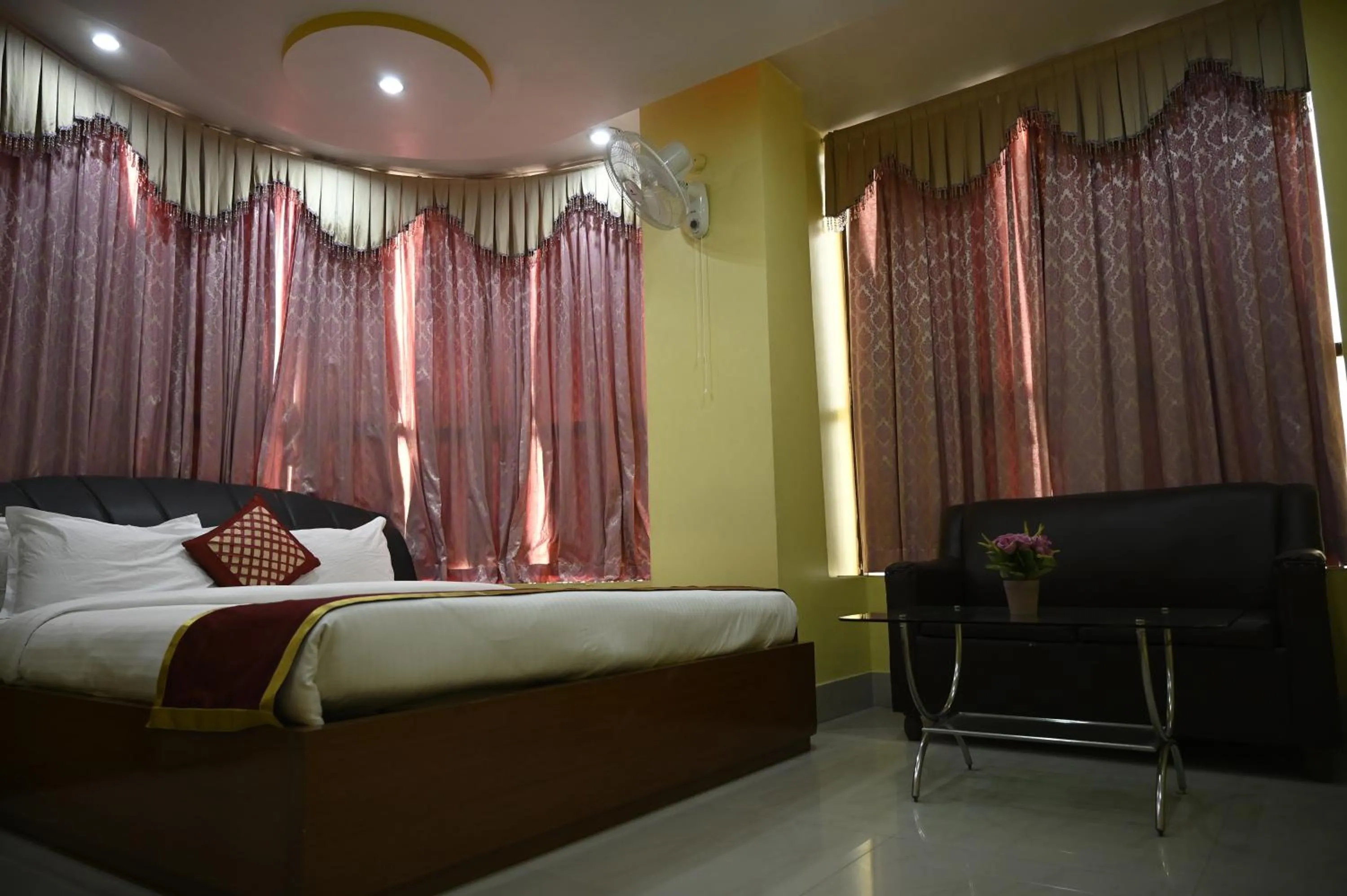 Photo of the whole room, Bed in Hotel Dooars Mountain