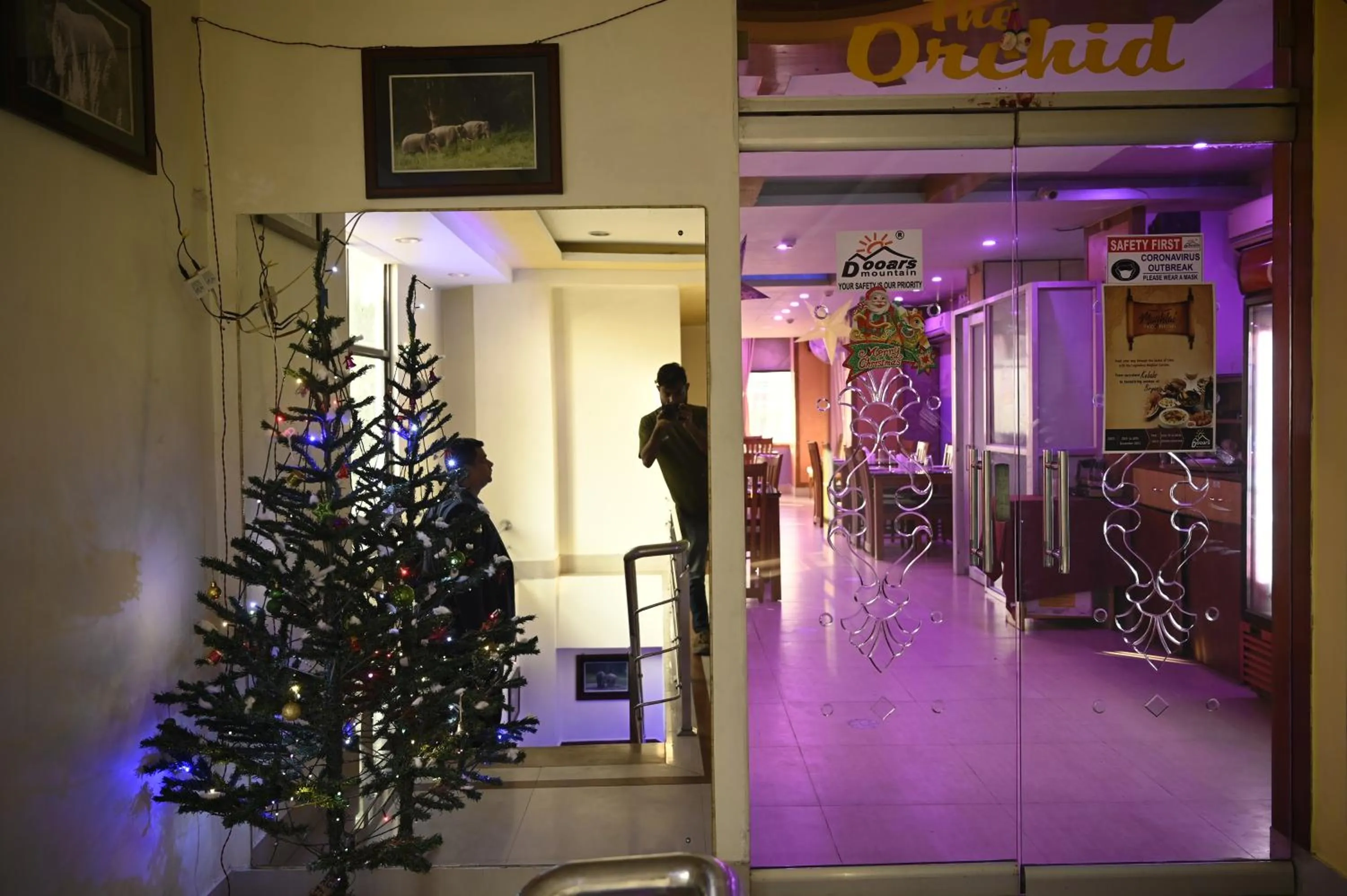 Facade/entrance in Hotel Dooars Mountain