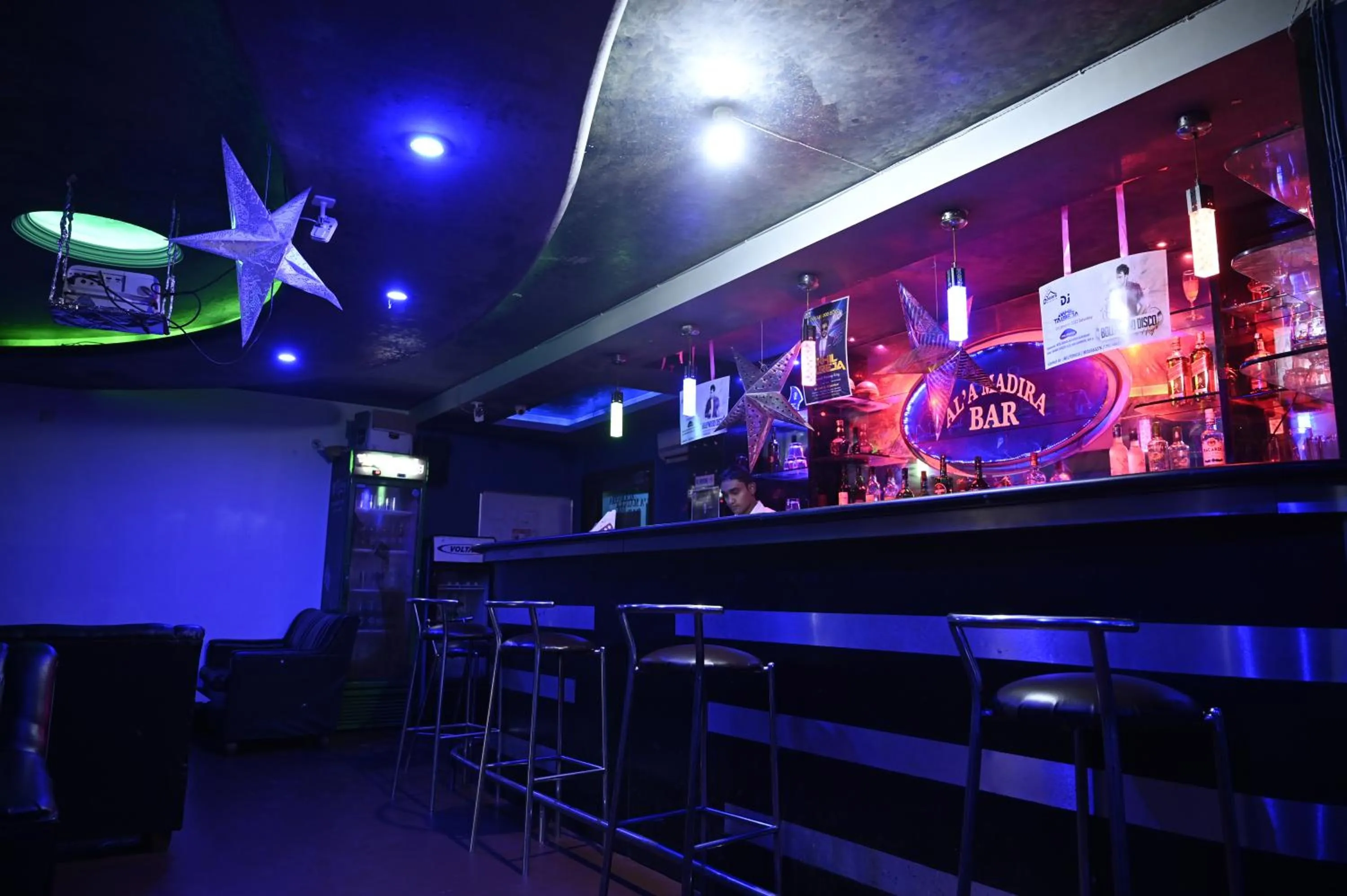 Restaurant/places to eat in Hotel Dooars Mountain