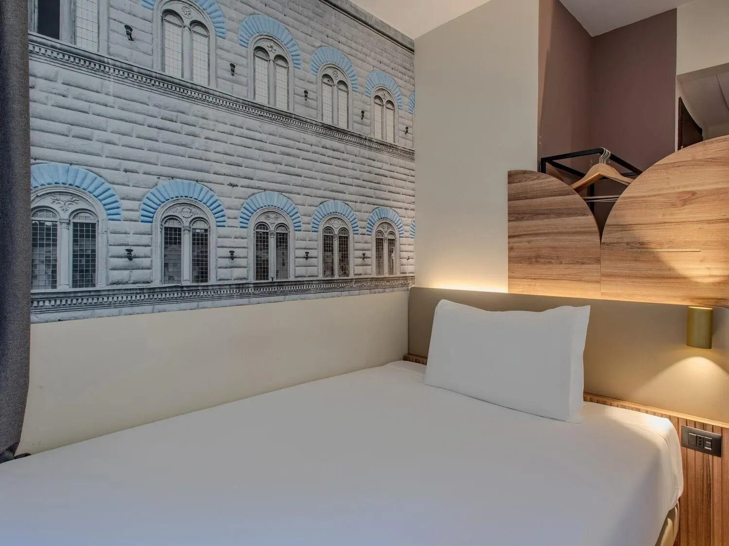 Photo of the whole room, Bed in B&B Hotel Firenze City Center