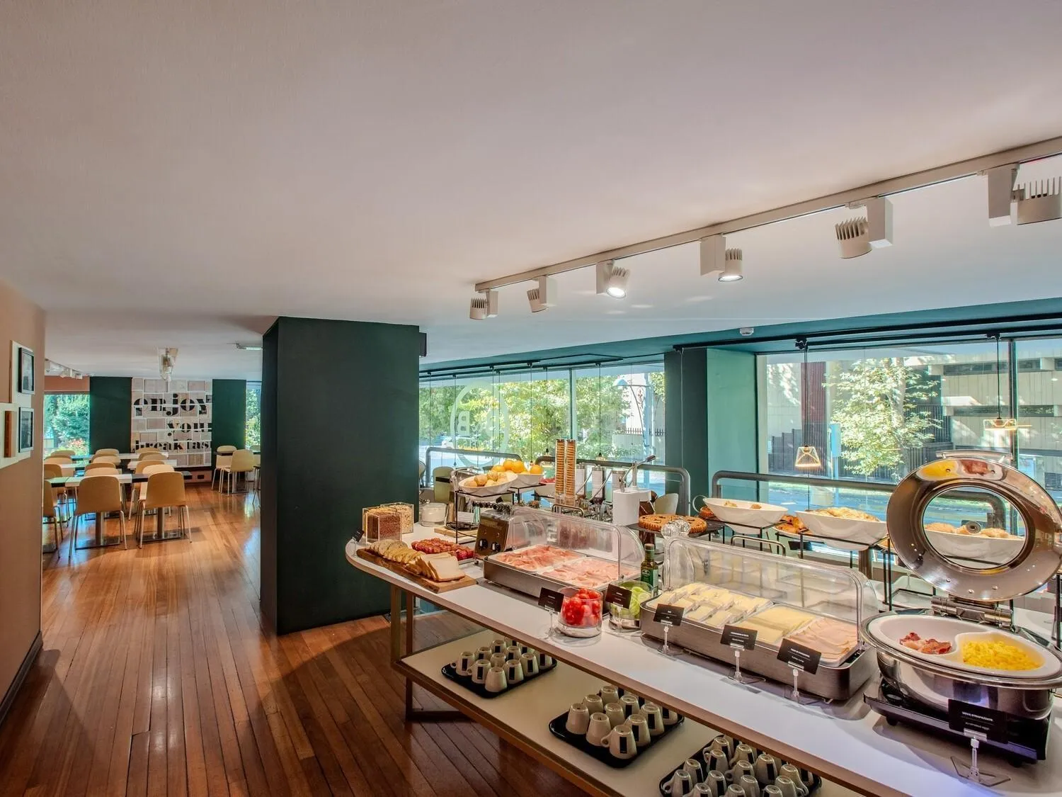 Restaurant/places to eat in B&B Hotel Firenze City Center