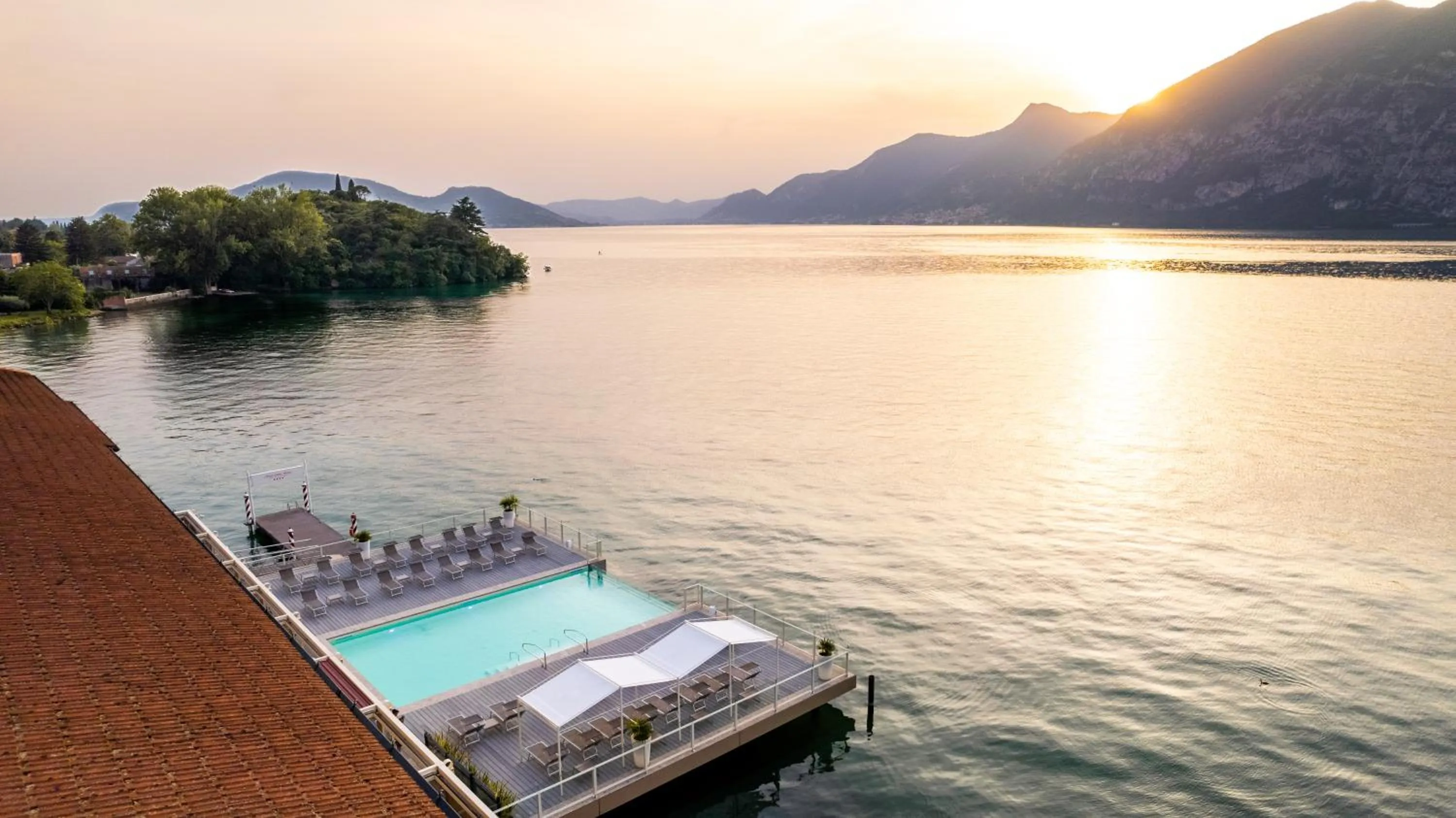 Lake view in Araba Fenice Hotel