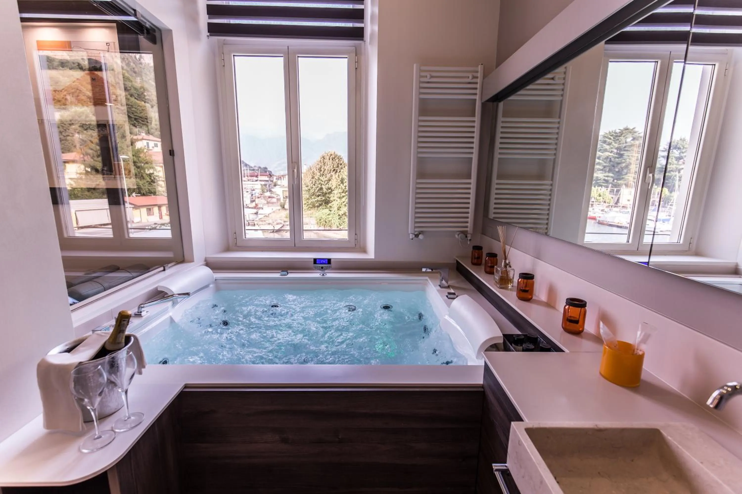 Hot Tub in Araba Fenice Hotel