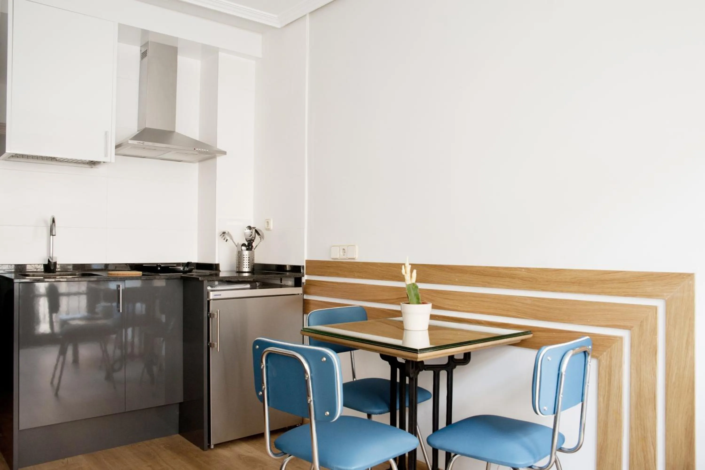 Kitchen or kitchenette in Apartamentos Sabinas Don Jaime