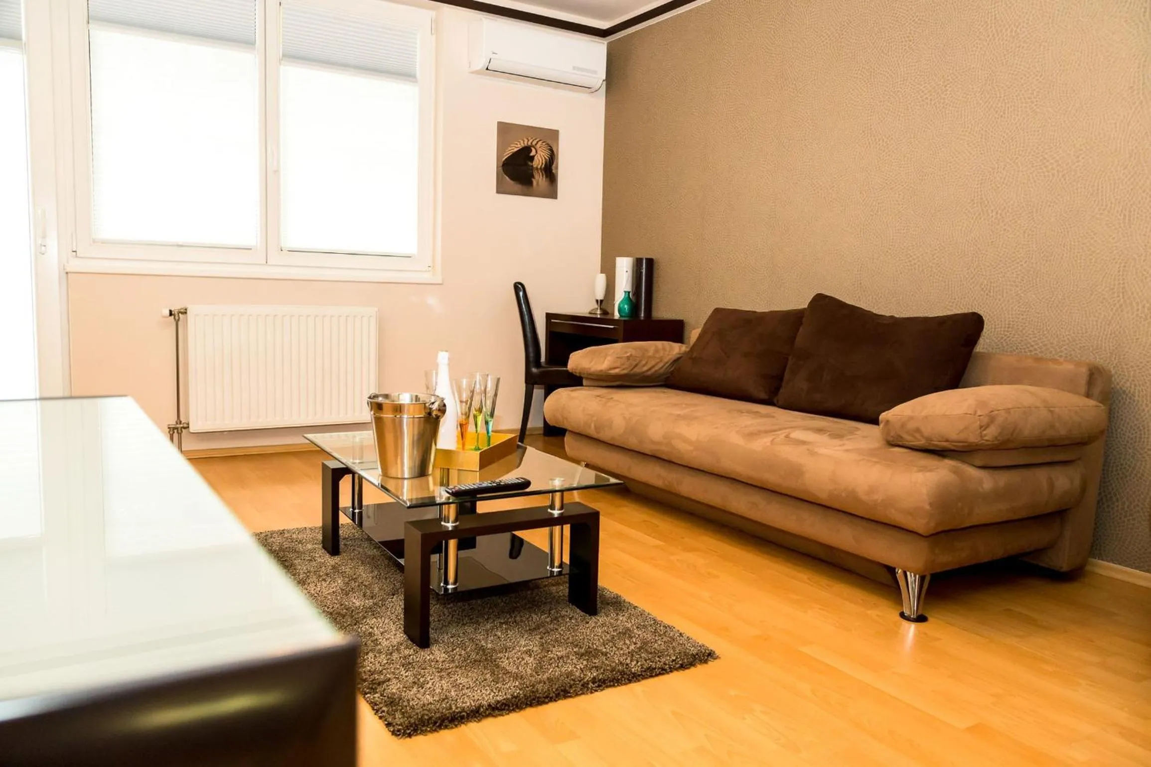 Living room in Arpad Bridge Apartments