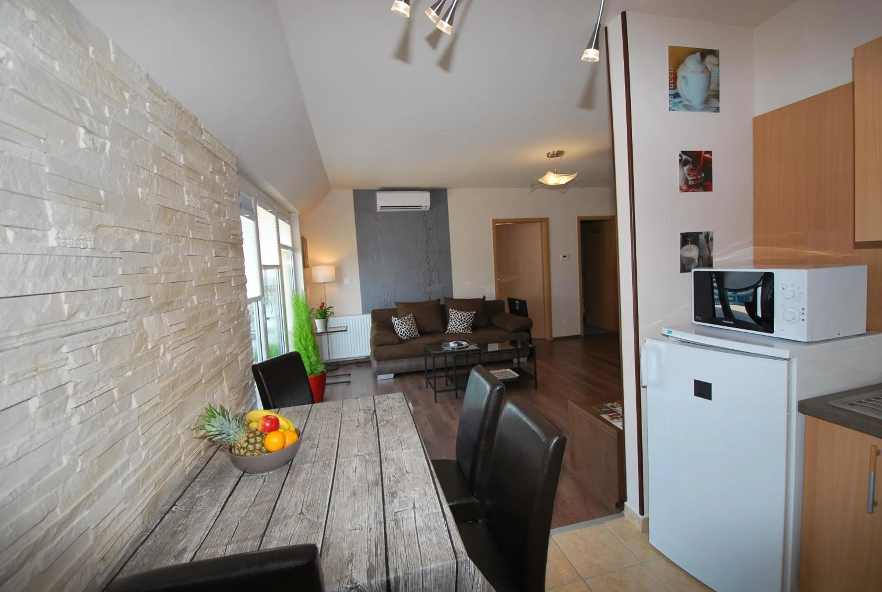 Kitchen or kitchenette in Arpad Bridge Apartments