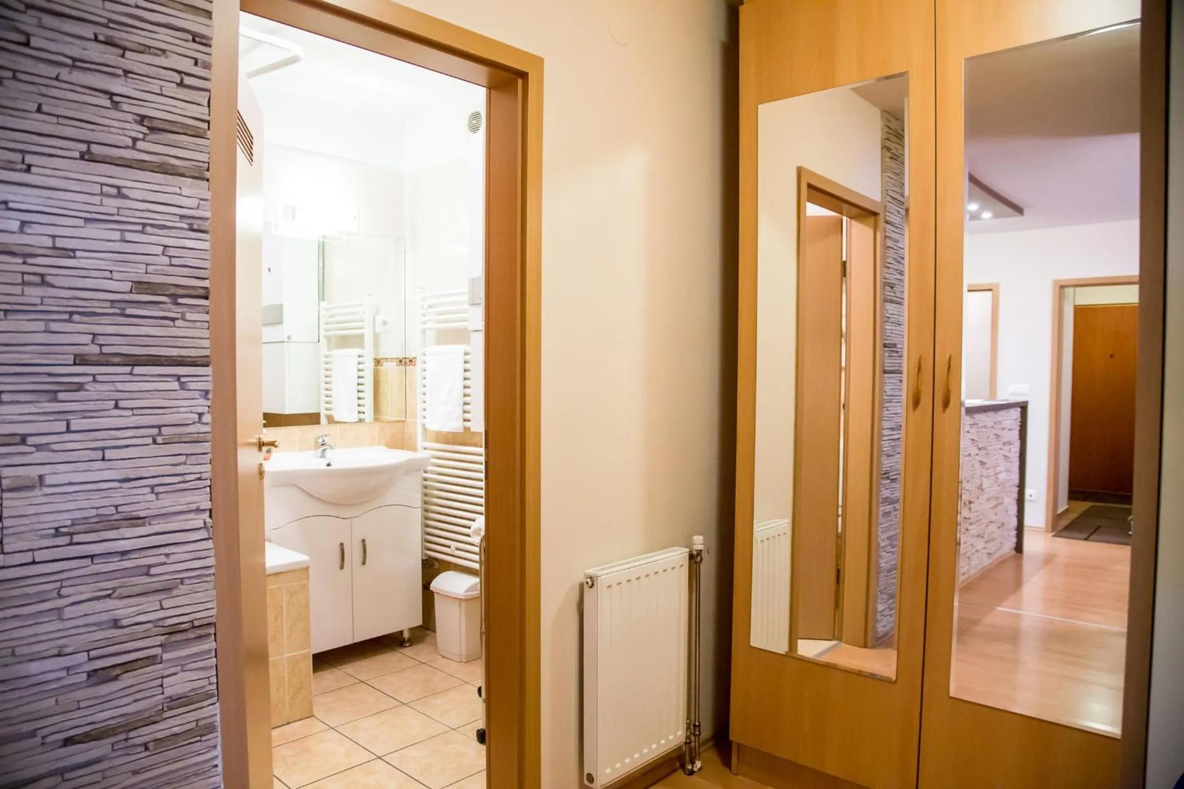 Bathroom, Bed in Arpad Bridge Apartments