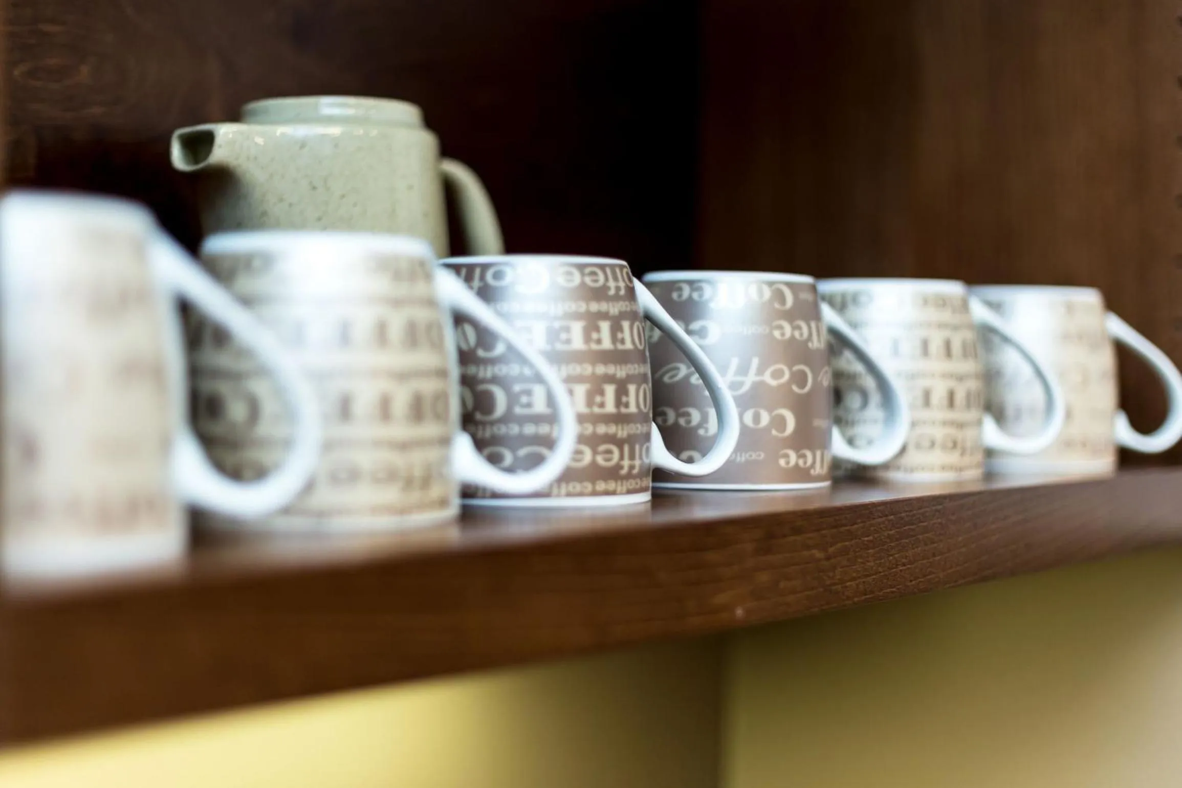 Decorative detail in Arpad Bridge Apartments