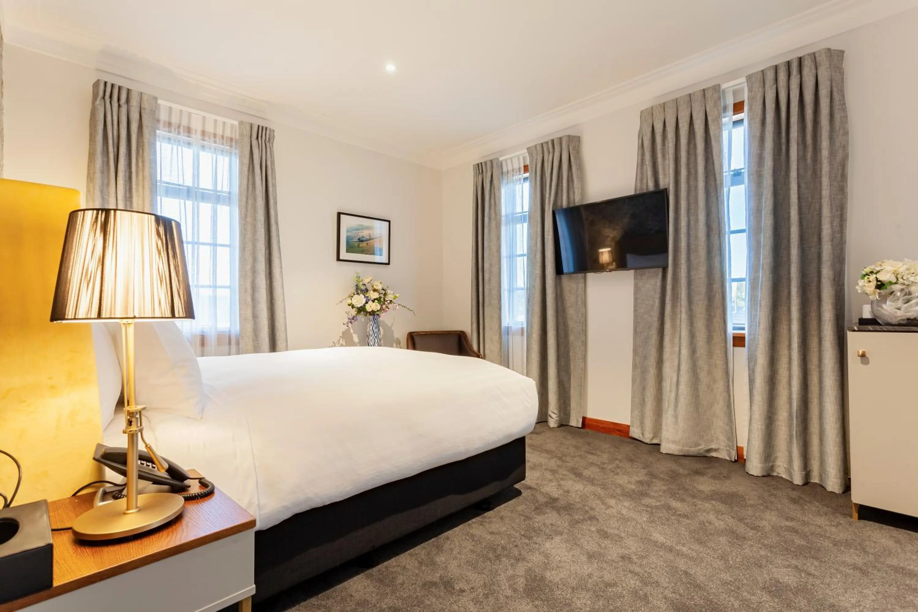 Bedroom, Bed in Wigram Hotel