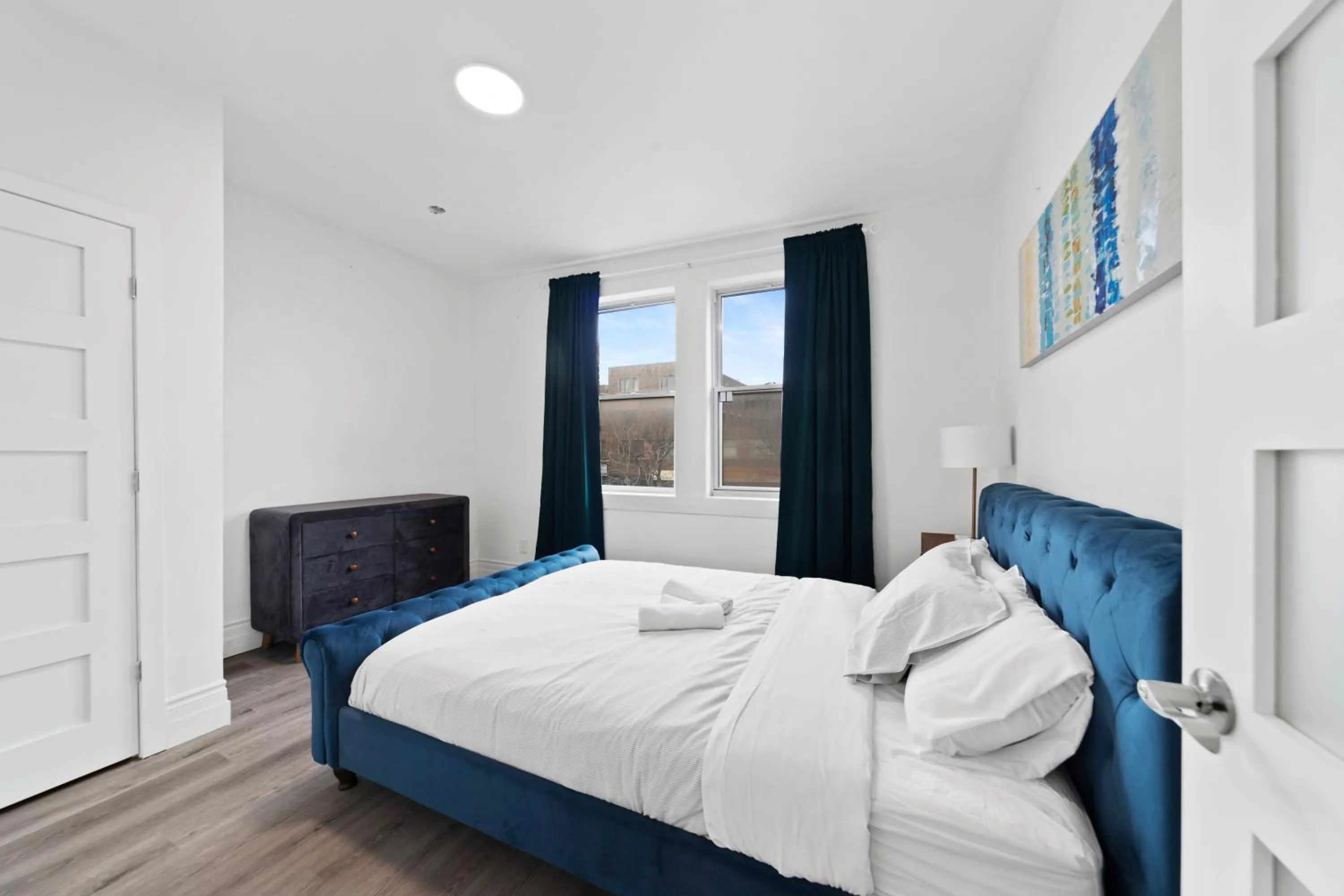 Bed in Stonewall Suites