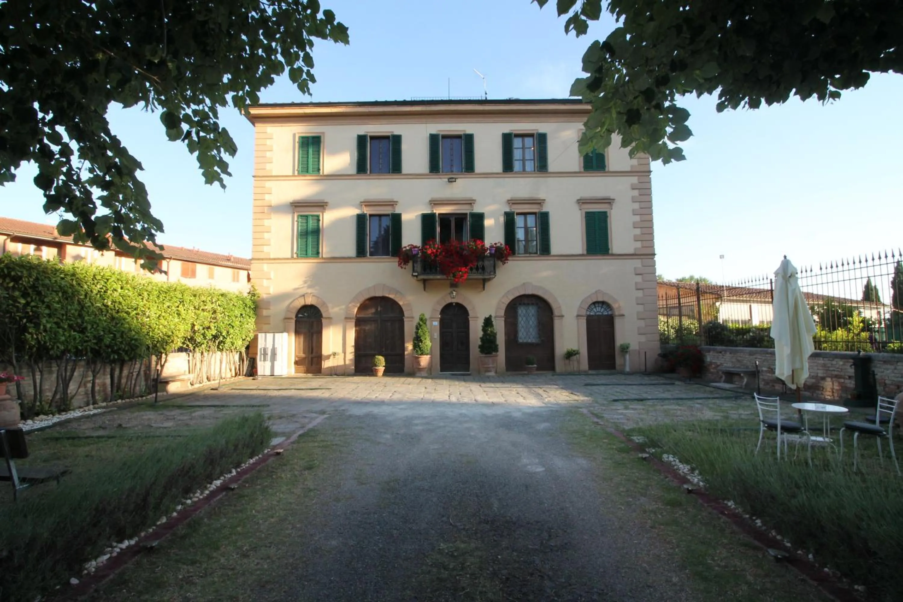Property building in Villa Sant’Andrea