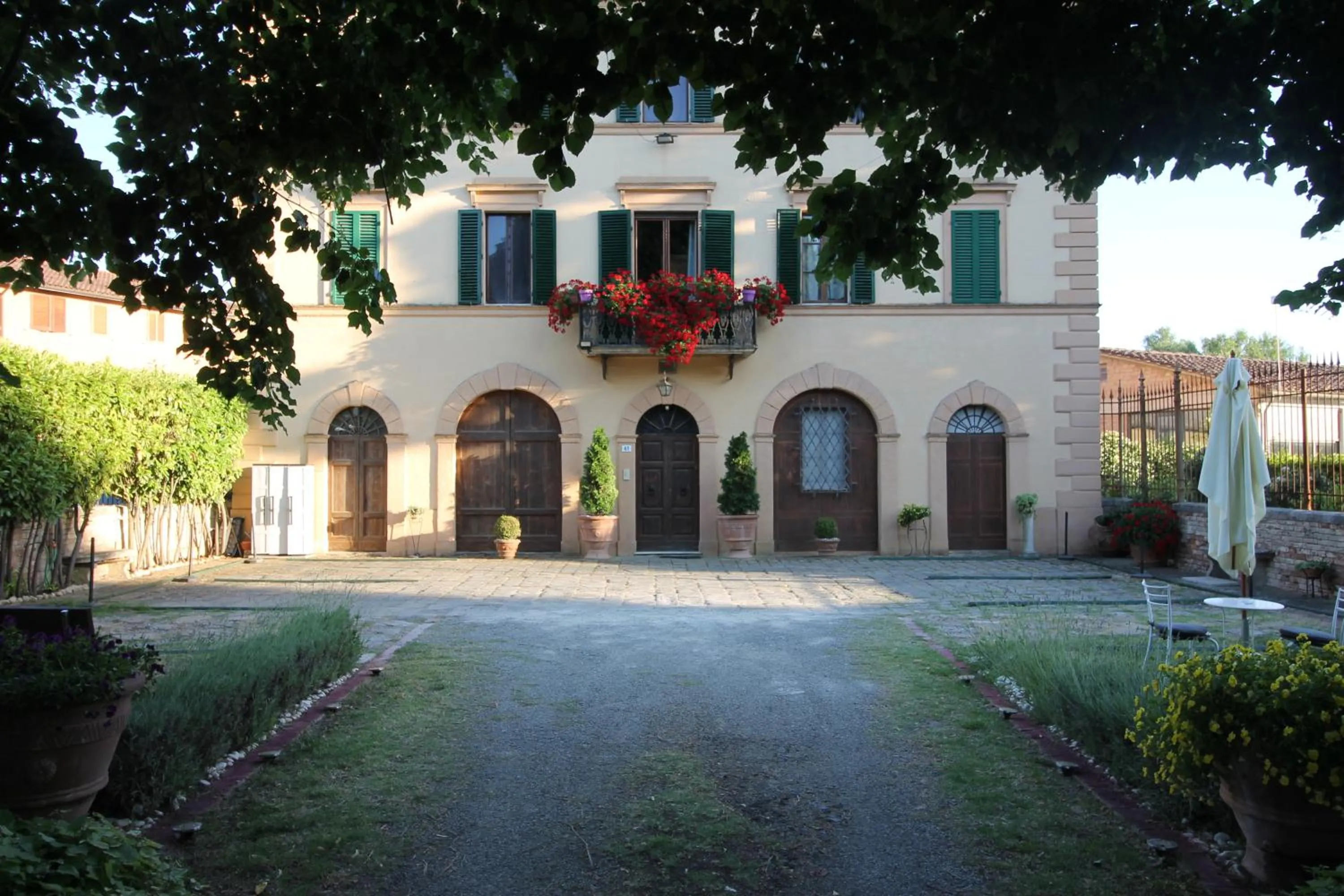 Property building in Villa Sant’Andrea