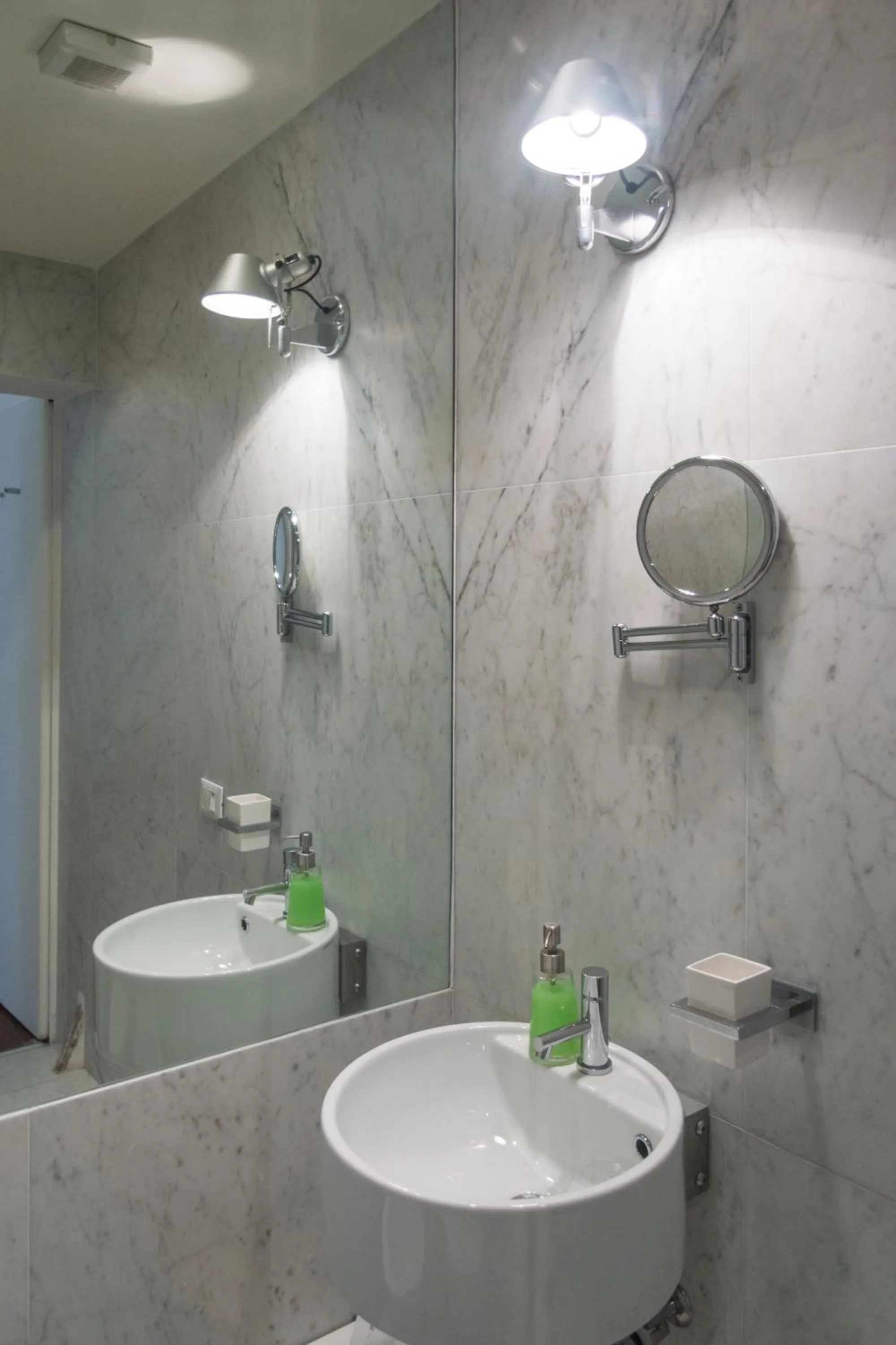 Bathroom in Palazzo Cicala