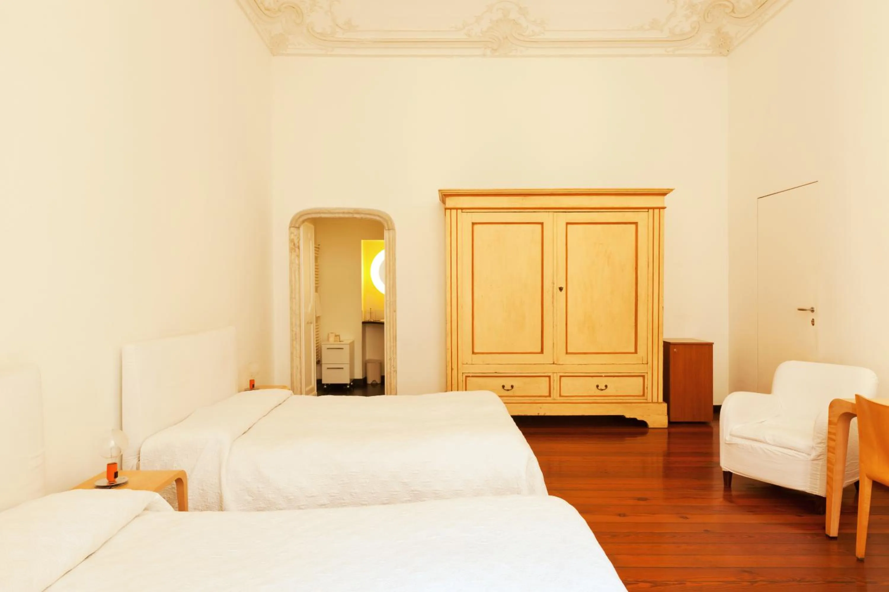 Photo of the whole room in Palazzo Cicala