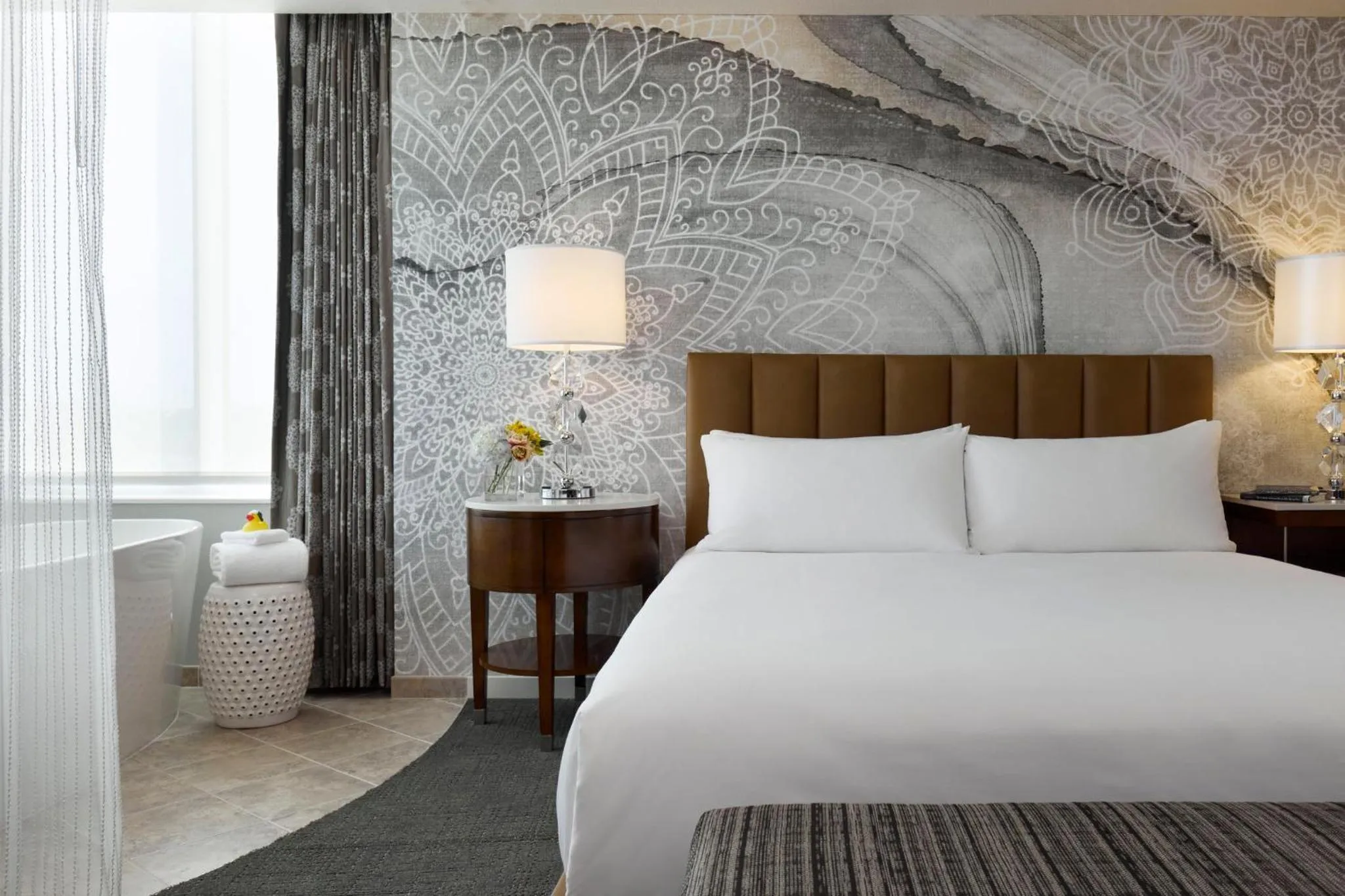 Photo of the whole room, Bed in Archer Hotel Falls Church