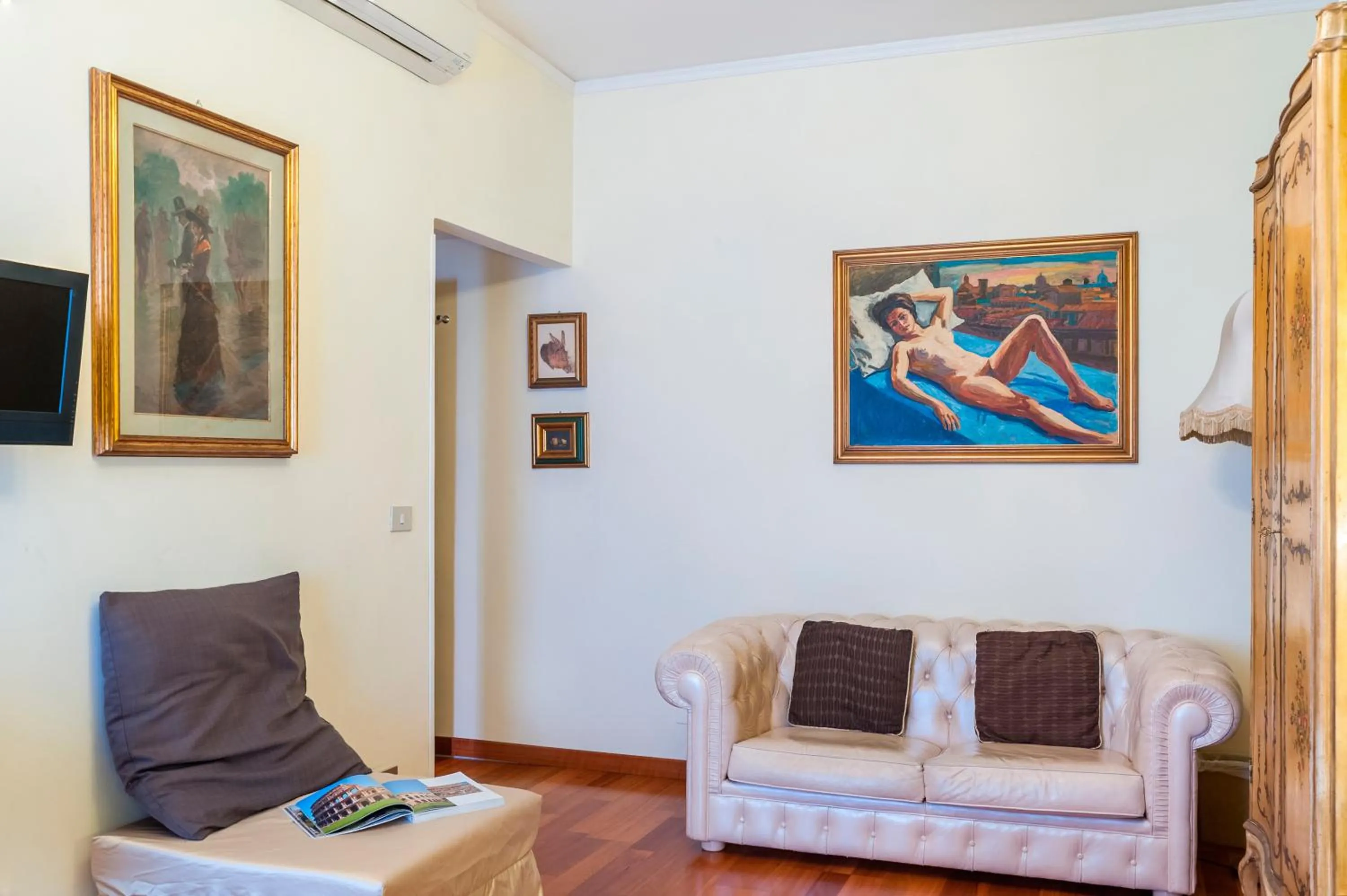 Living room in Sotto La Cupola