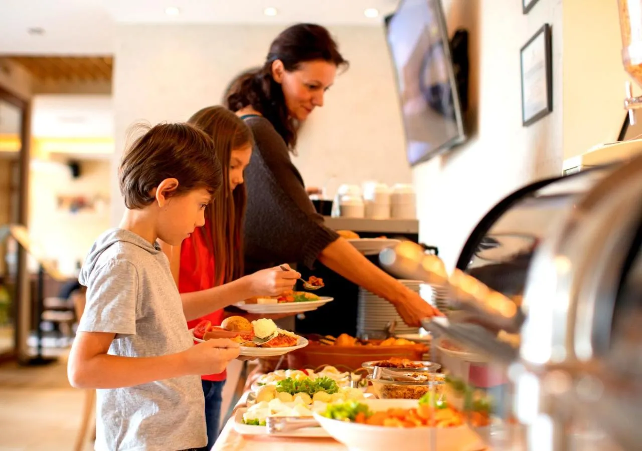 Breakfast in Hotel Imperial Gyogyszallo es Gyogyfurdo