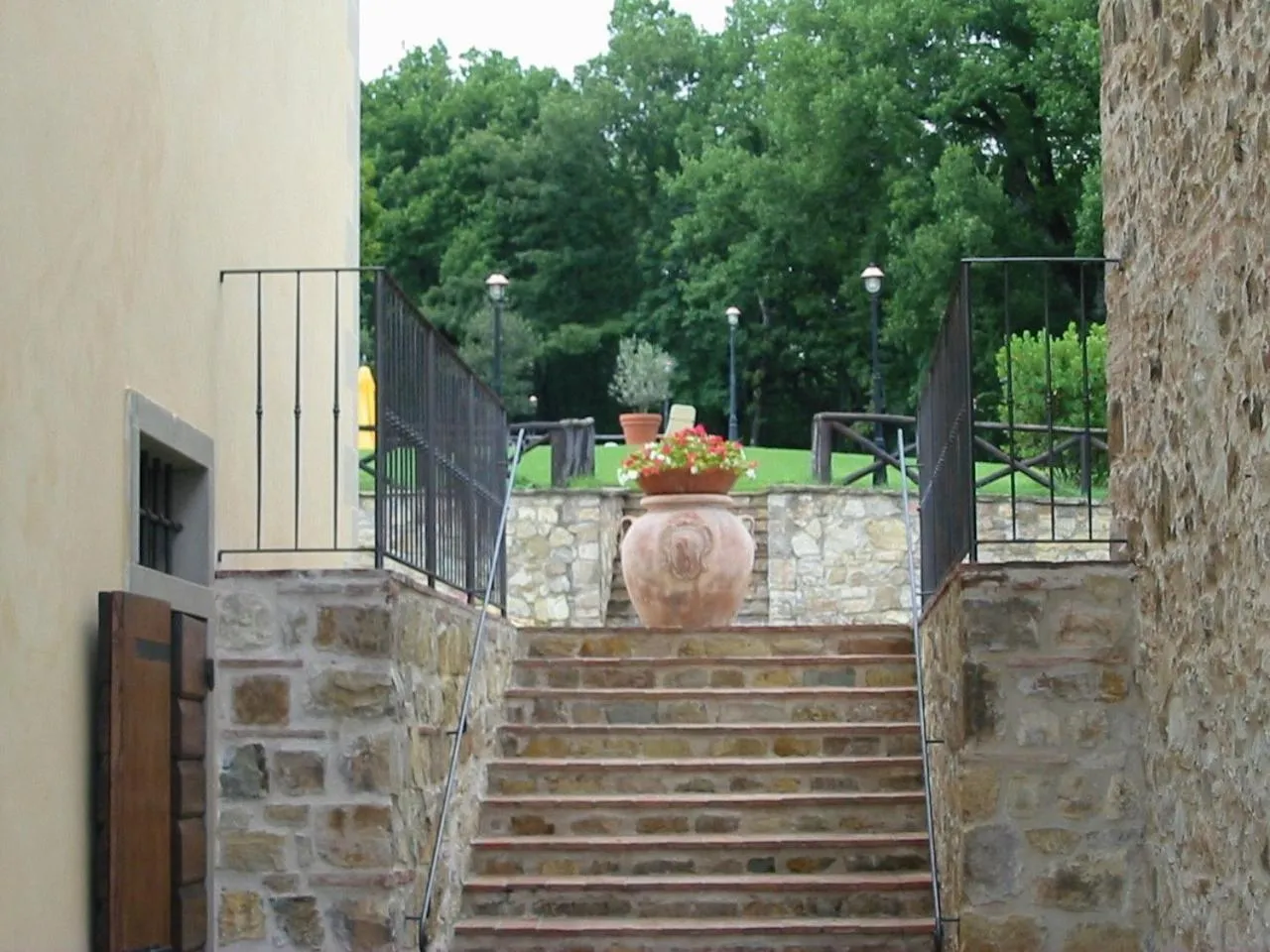 Decorative detail in Hotel Relais Palazzo di Luglio