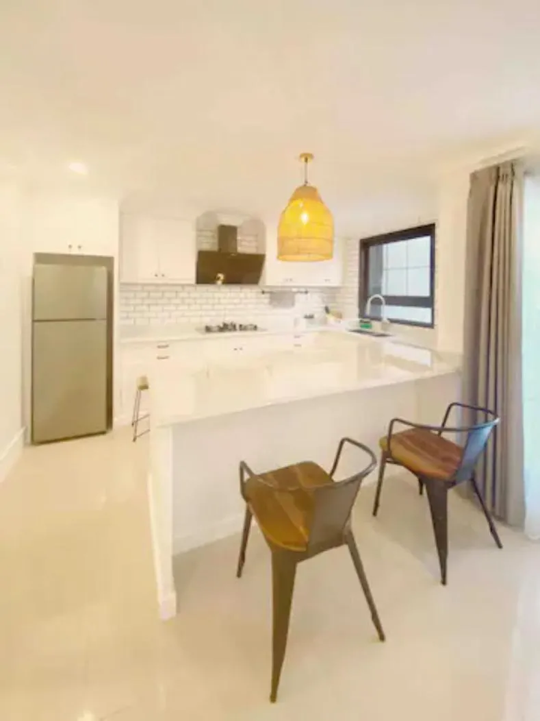 Loewys Home Tanjung Duren Jakarta Barat