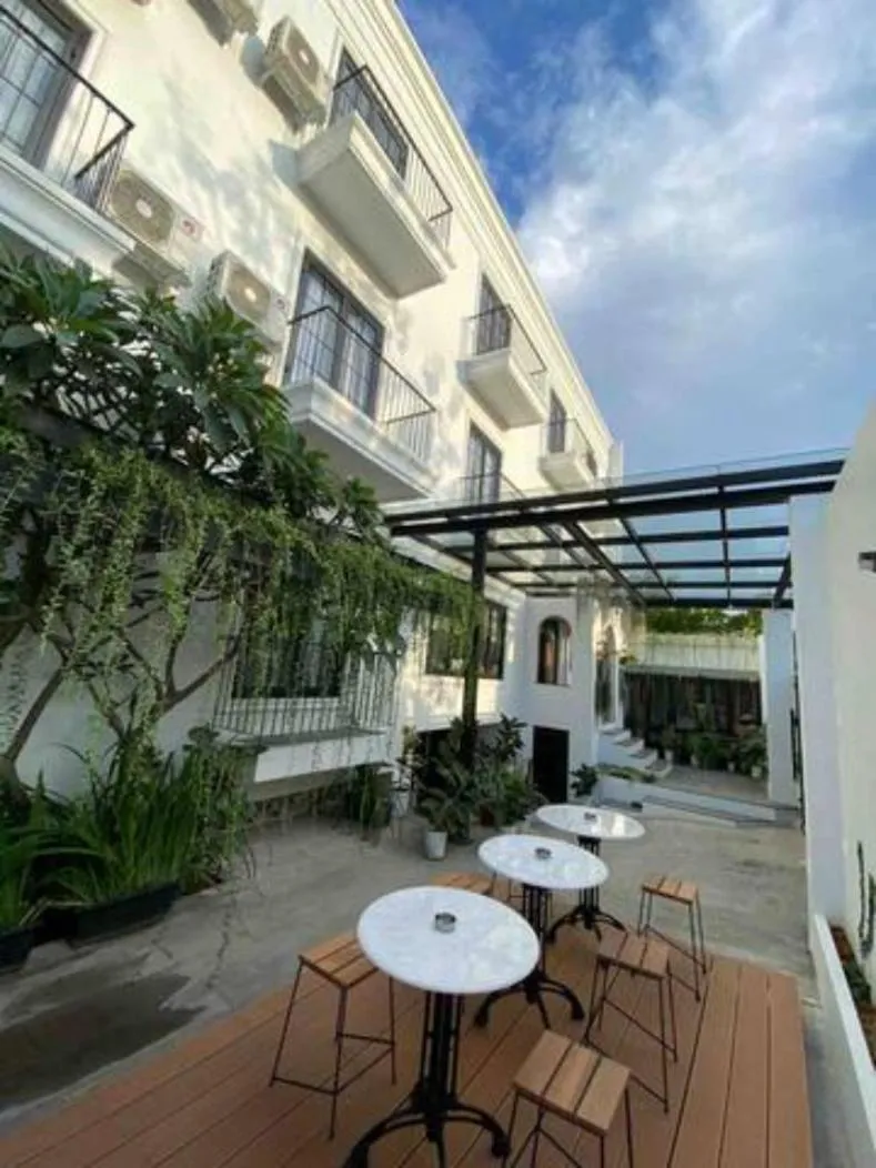 Loewys Home Tanjung Duren Jakarta Barat