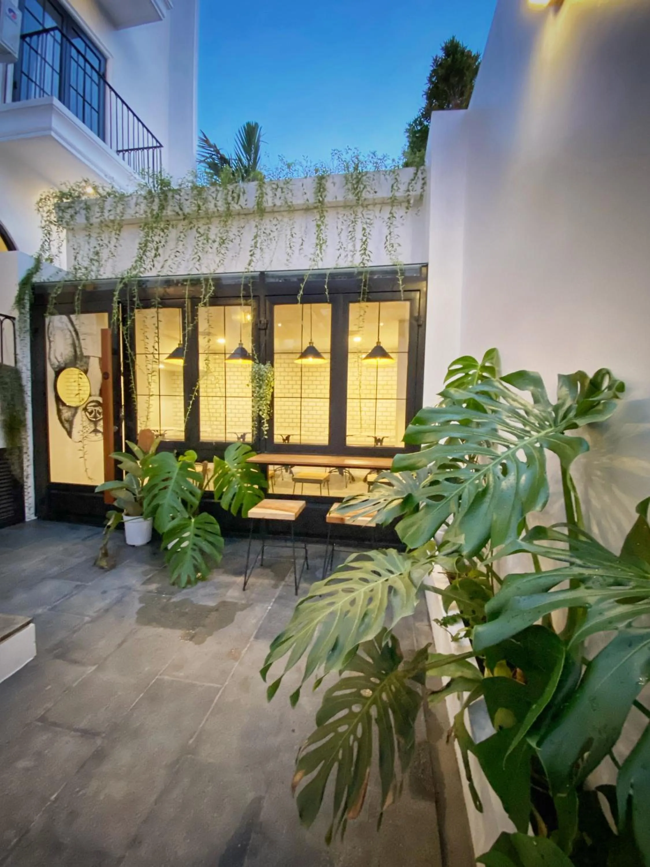 Loewys Home Tanjung Duren Jakarta Barat