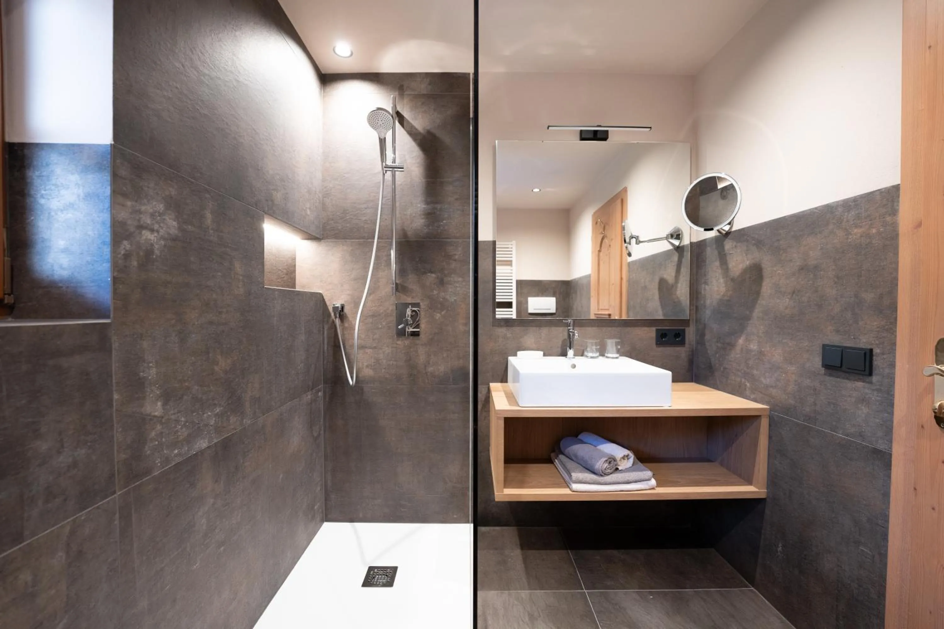Shower in Residence Burghof