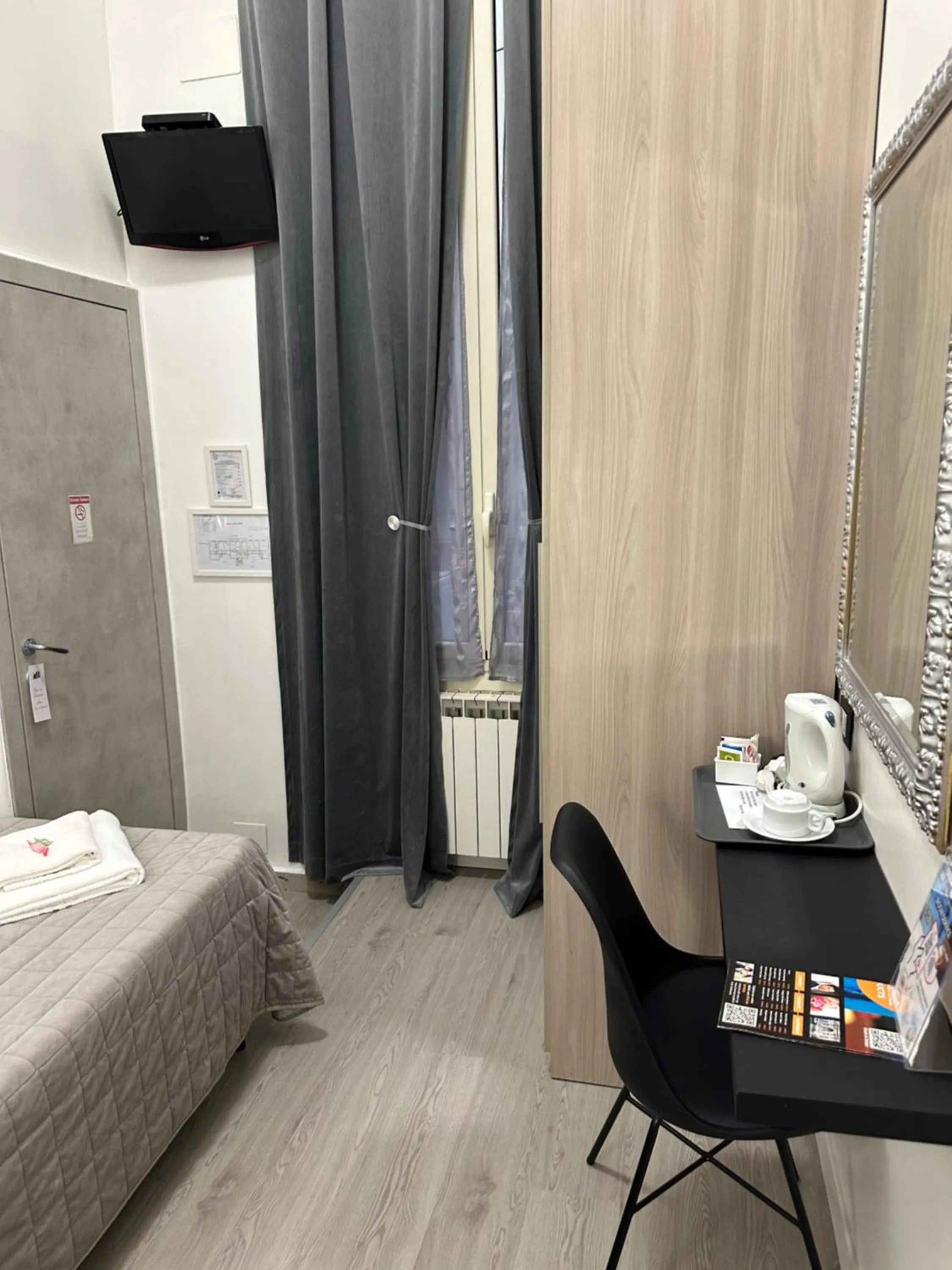 Bedroom, Bed in Hotel Sol Levante