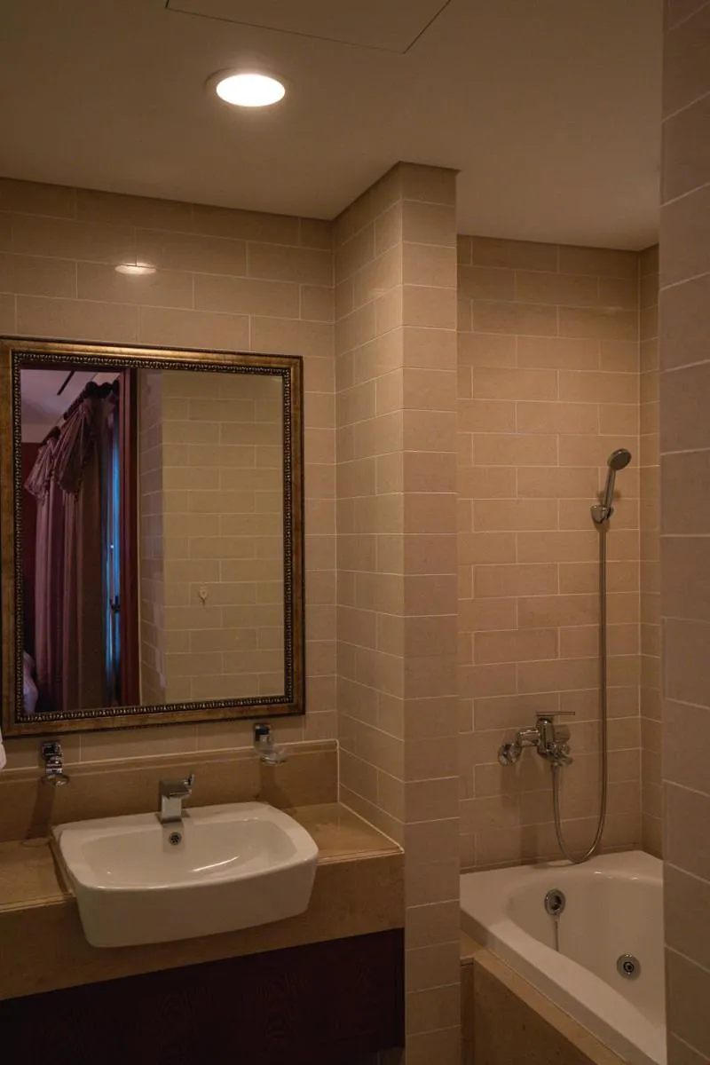 Toilet in ArdenHill Resort & Golf