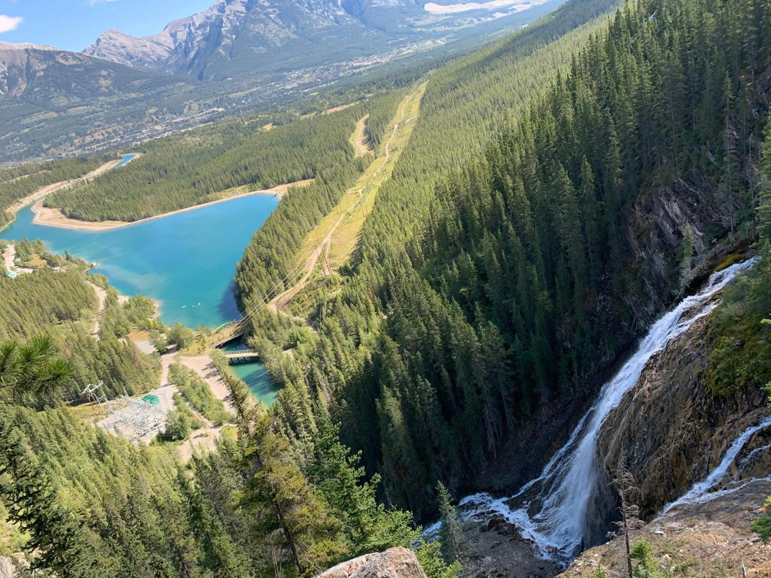 4 Bedrooms Suite Combo for Group of Families - Windtower Lodge