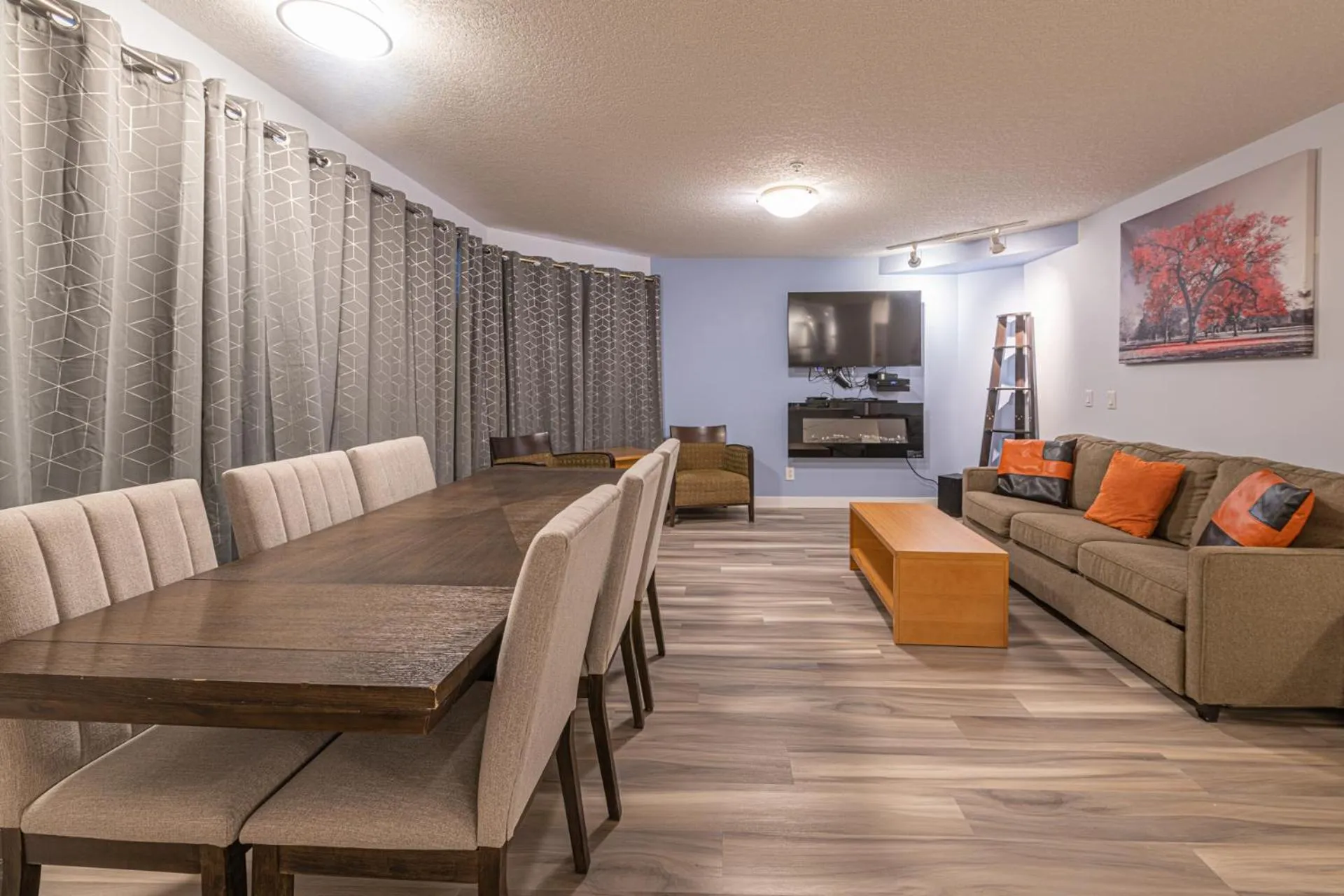 4 Bedrooms Suite Combo for Group of Families - Windtower Lodge