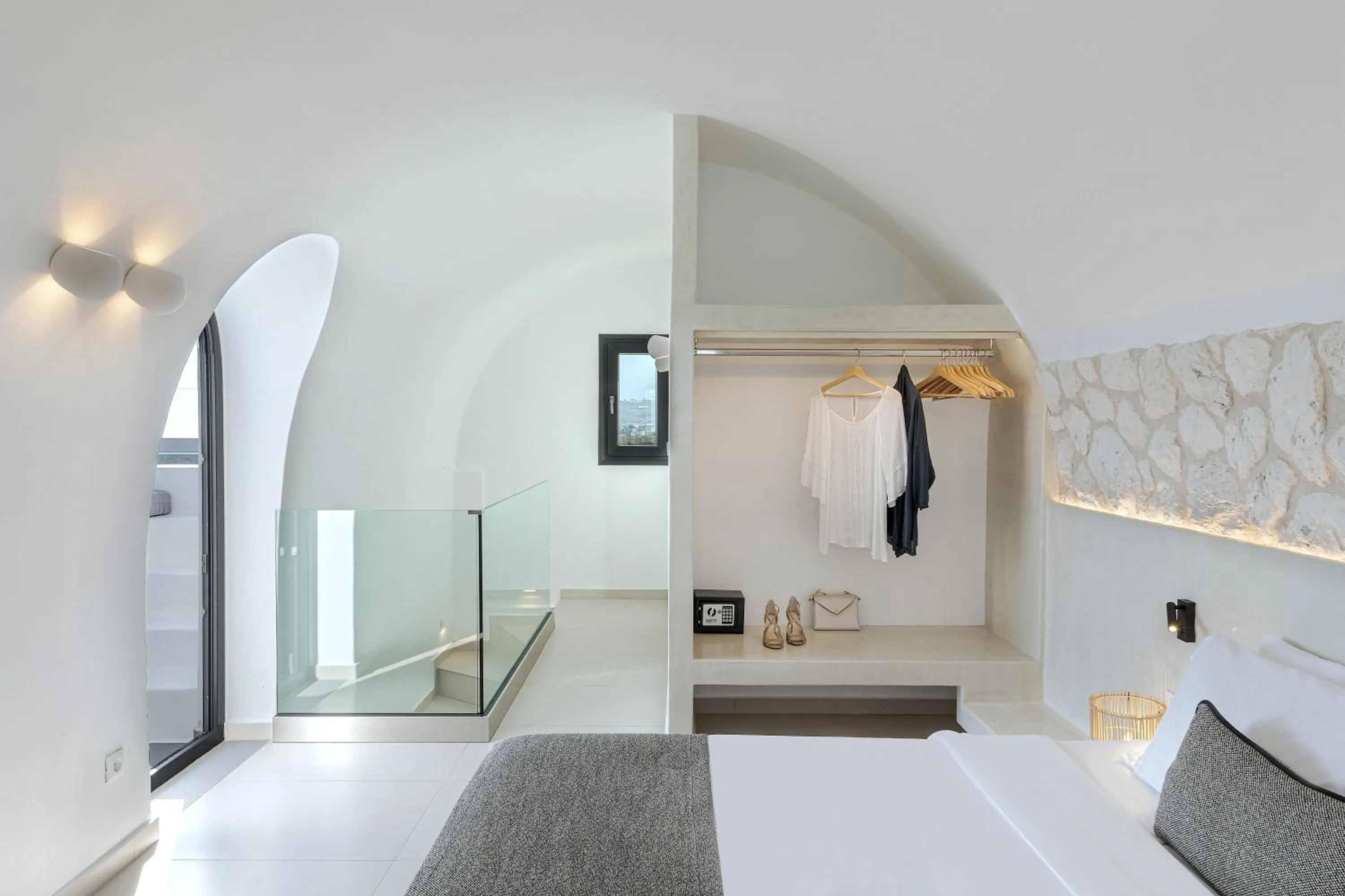 Bed in Onyx Hotel & Suites