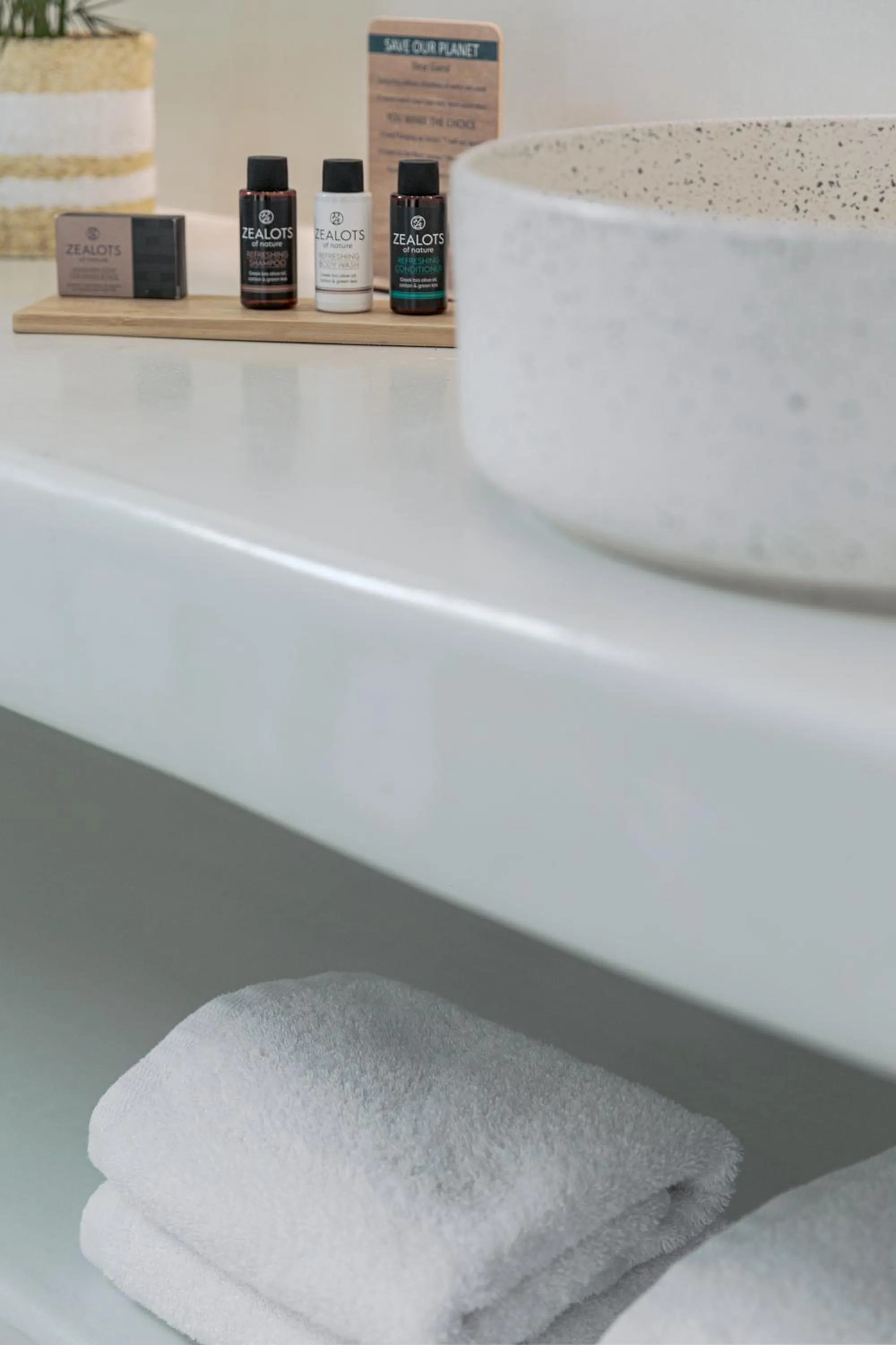 Bathroom in Onyx Hotel & Suites