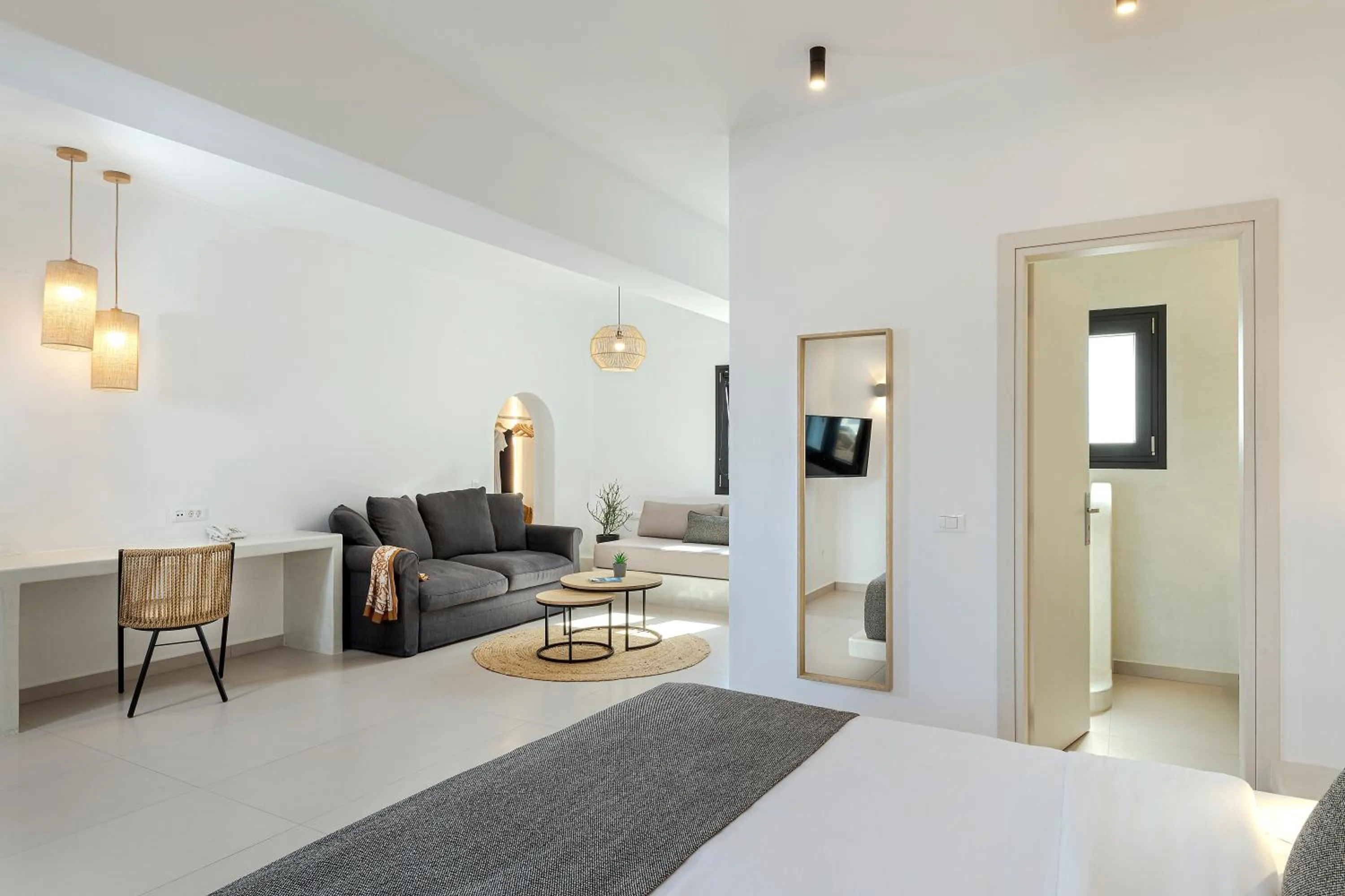 Bed in Onyx Hotel & Suites