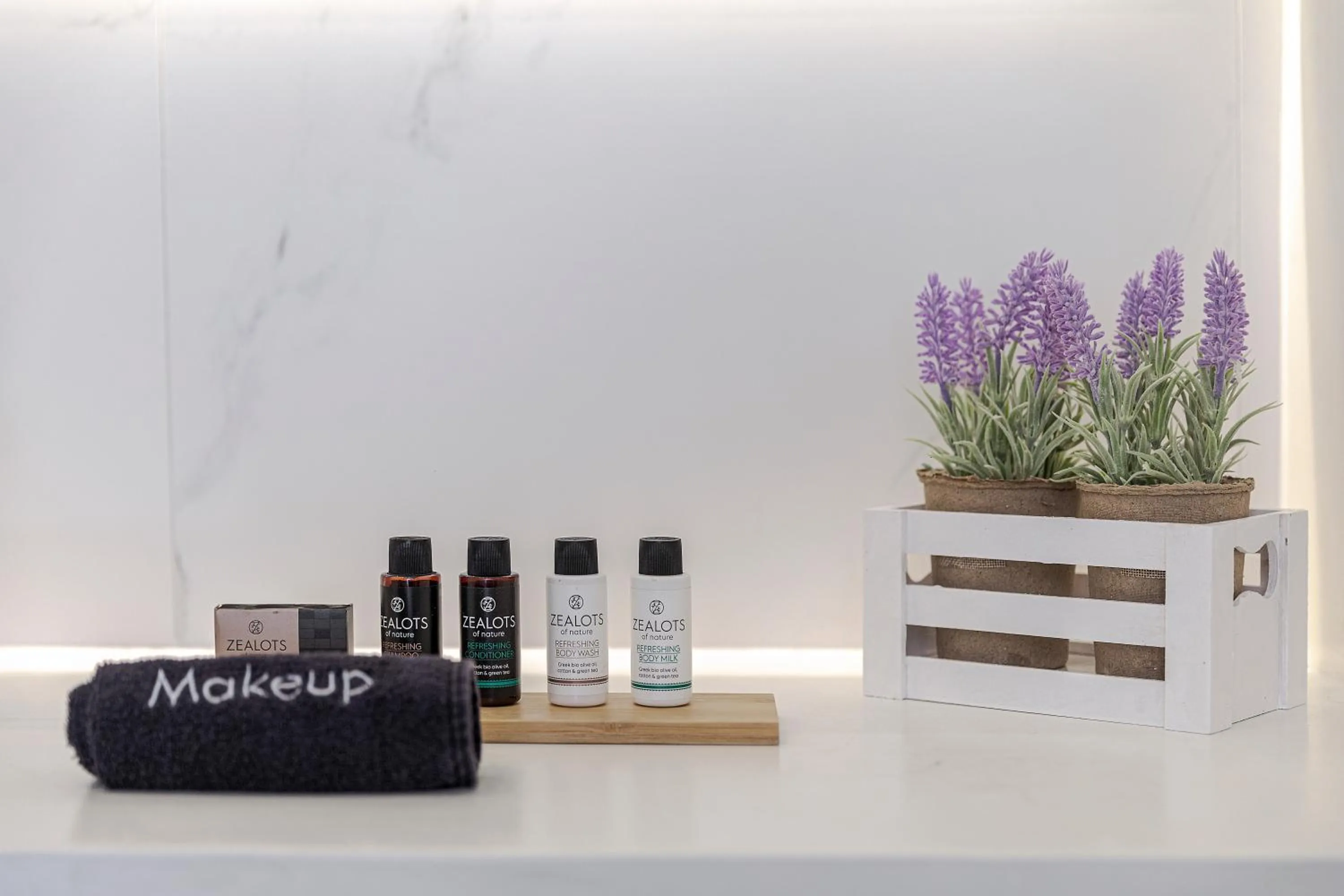 Bathroom in Onyx Hotel & Suites