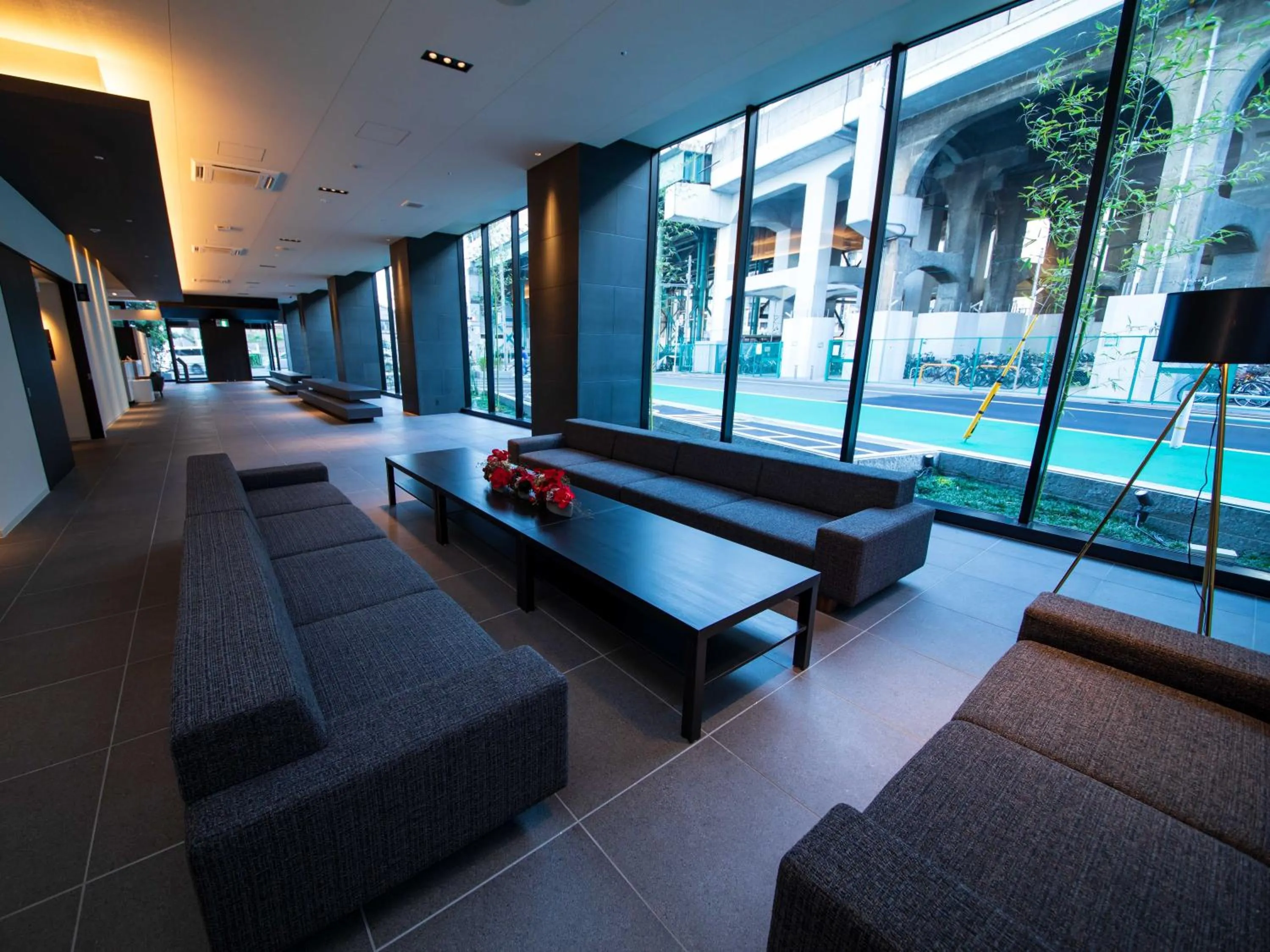 Lounge or bar in CHISUN STANDARD Osaka Shin-Imamiya