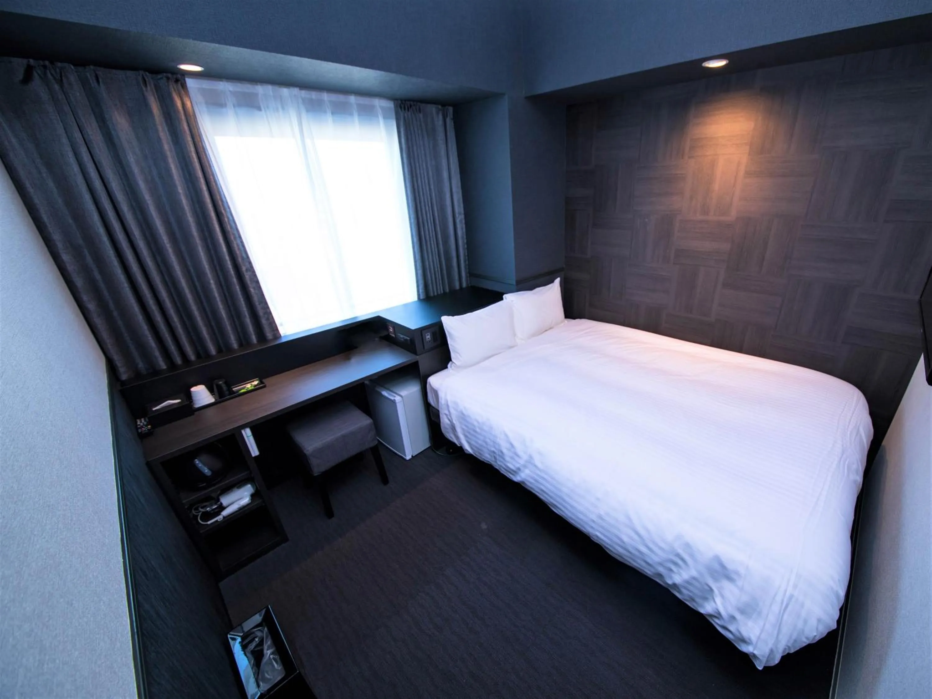 Bedroom, Bed in CHISUN STANDARD Osaka Shin-Imamiya